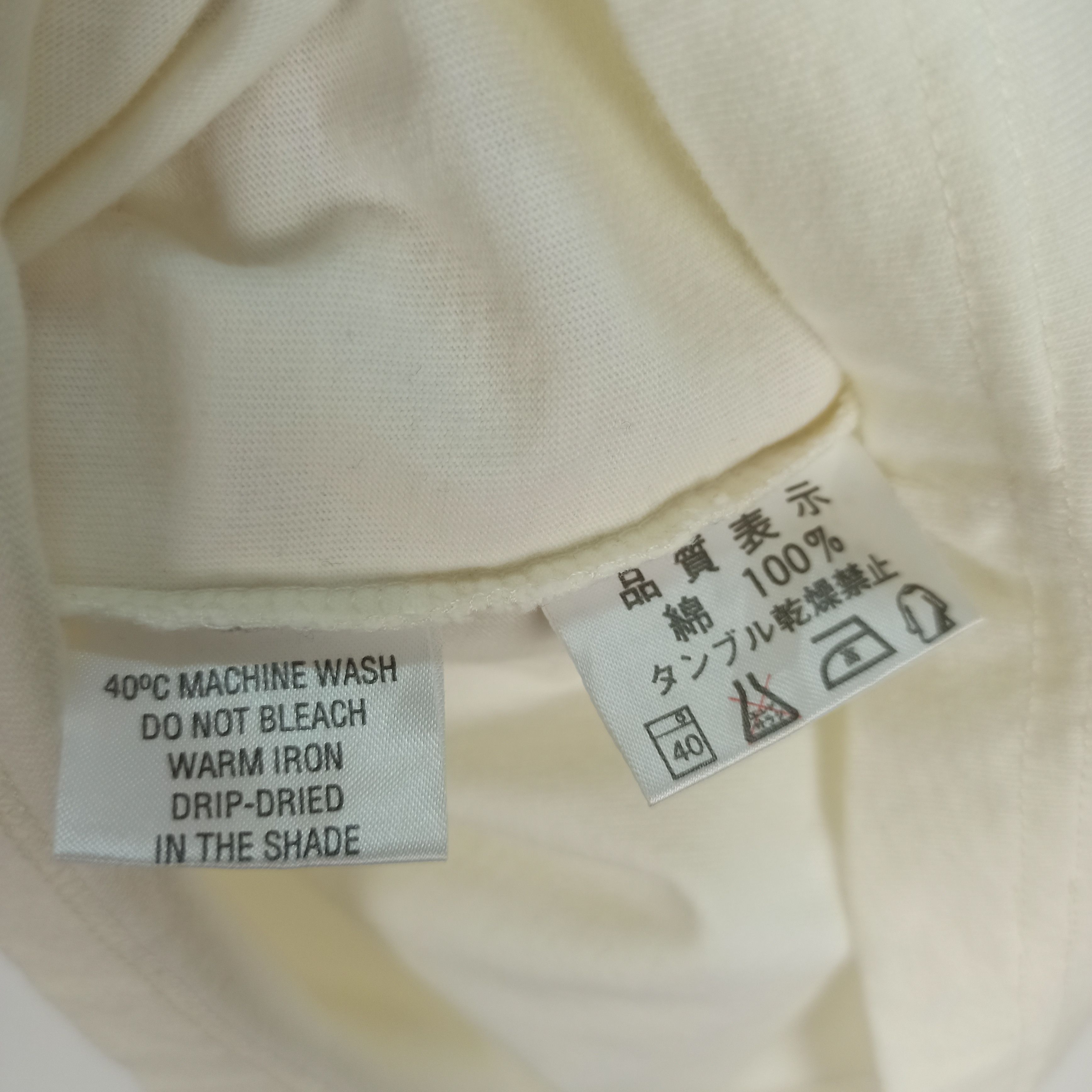 Yves Saint Laurent 🔥STEALS🔥 Vintage Yves Saint Laurent Big Logo Tshirt Size US S / EU 44-46 / 1 - 9 Thumbnail
