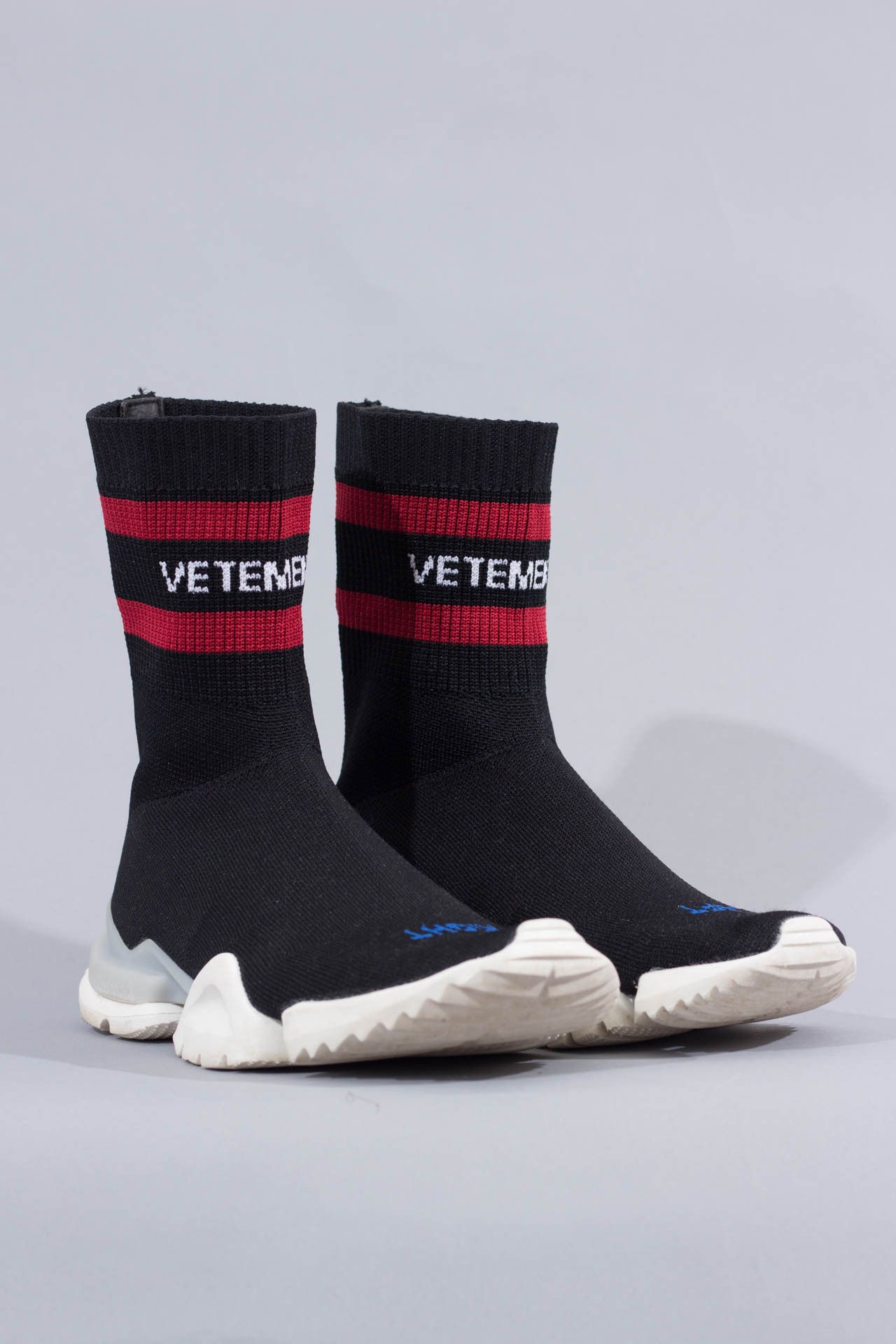 Vetements Vetements X Reebok Graphic Print Sock Sneakers Size 37.5 Size US 7.5 / IT 37.5 - 2 Thumbnail