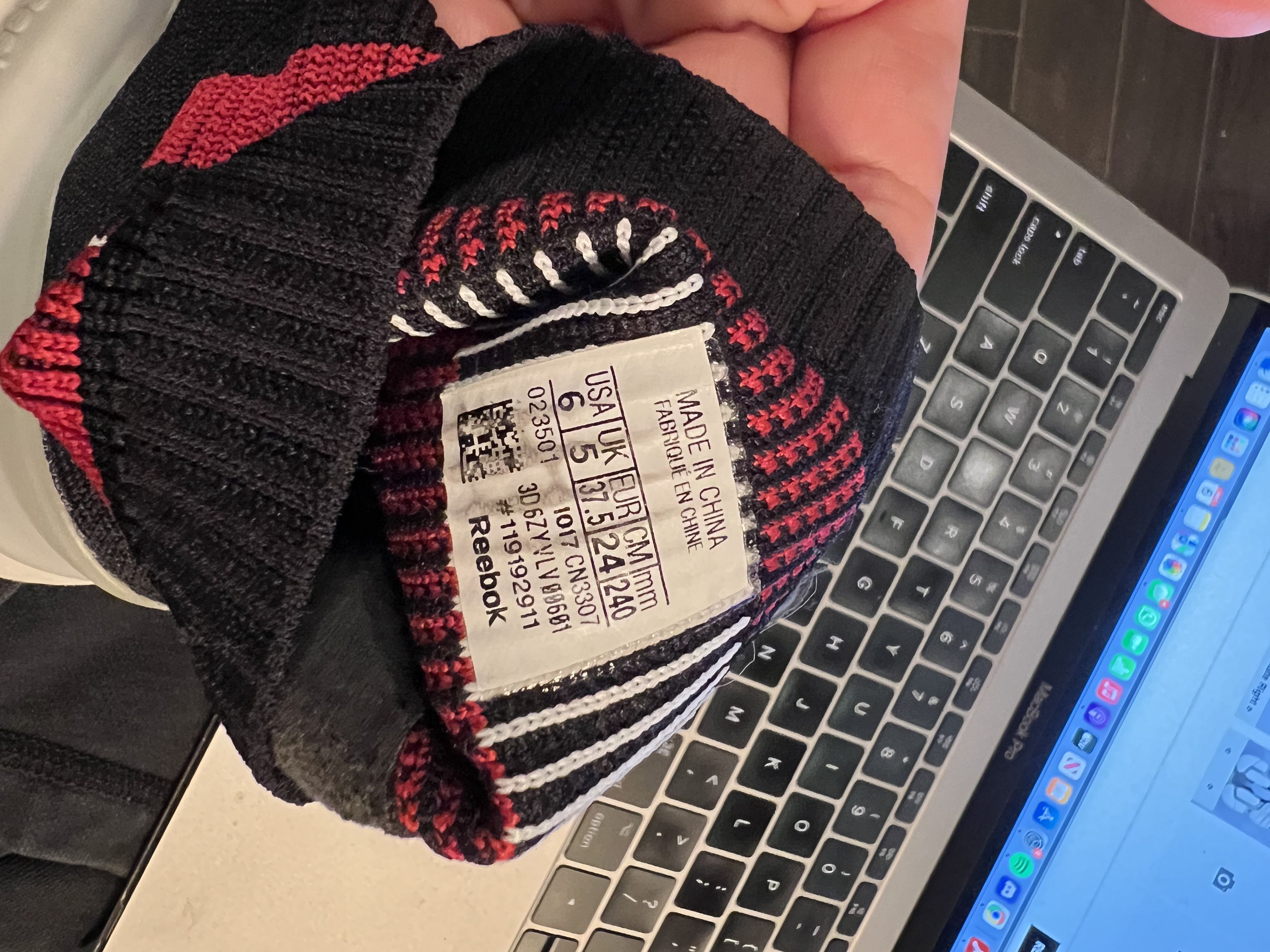 Vetements Vetements X Reebok Graphic Print Sock Sneakers Size 37.5 Size US 7.5 / IT 37.5 - 7 Thumbnail