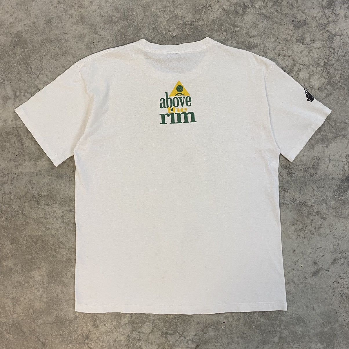 Above the Rim Vintage 90’s Shawn Kemp Above The Rim Graphic T-Shirt Size US M / EU 48-50 / 2 - 10 Thumbnail