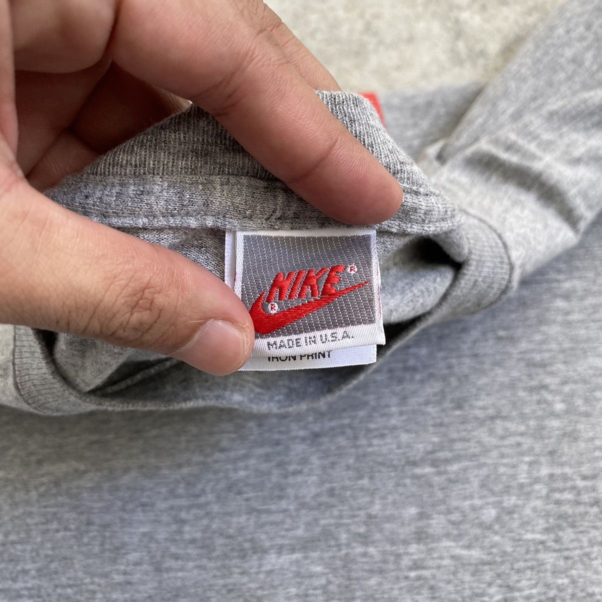 Nike Vintage 90’s Nike Grey Tag USA Track & Field T-Shirt Size US XXL / EU 58 / 5 - 16 Thumbnail