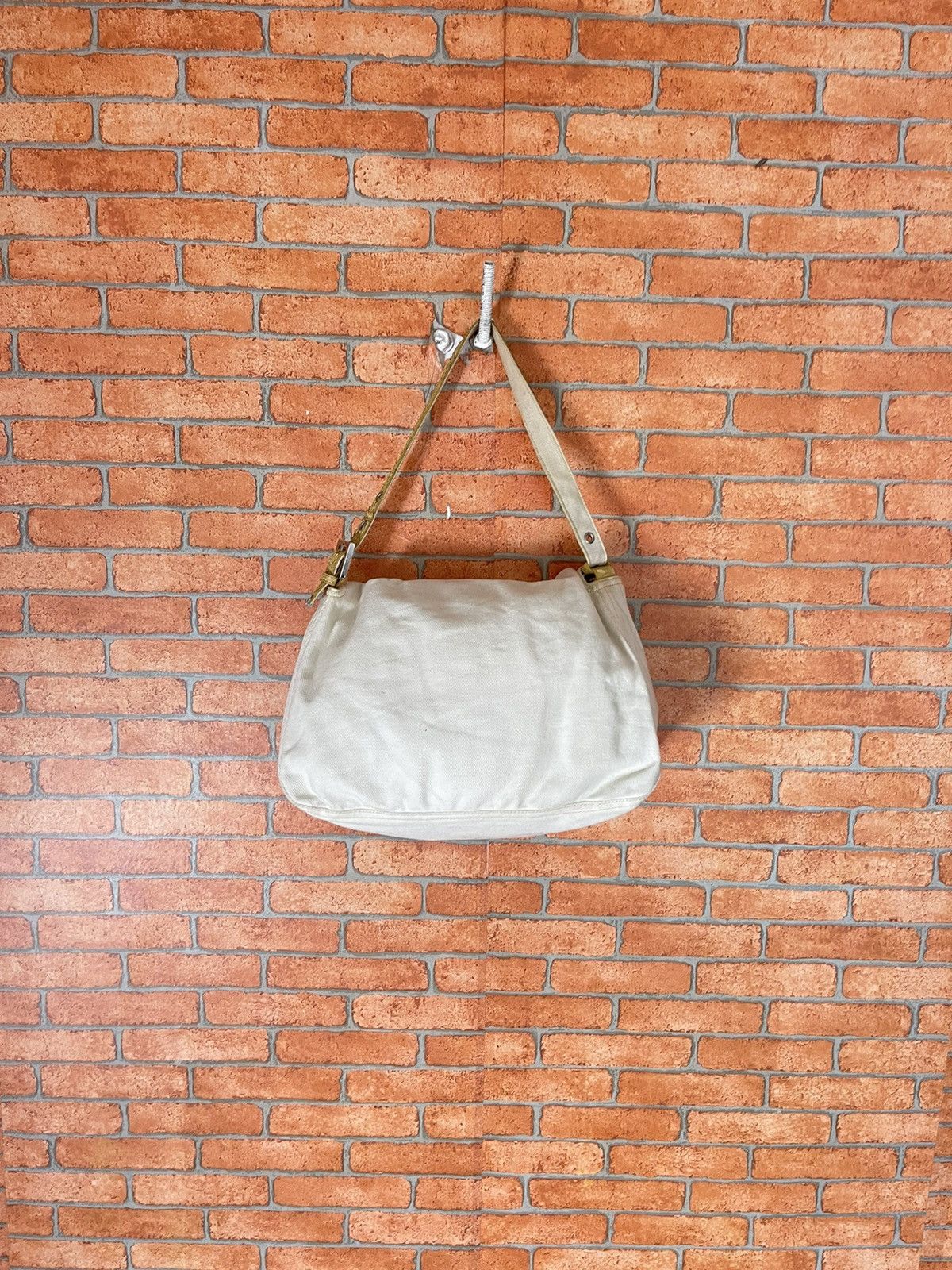 Fendi 🔥 Fendi Mamma Forever Baguette white Bag Size ONE SIZE - 4 Thumbnail