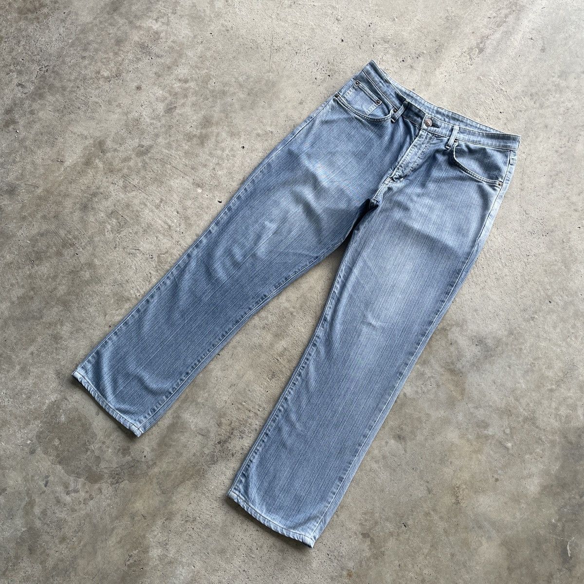 Edwin Vintage Edwin Japan Faded Denim Jeans Pants W33x30.5 Size US 33 - 2 Thumbnail