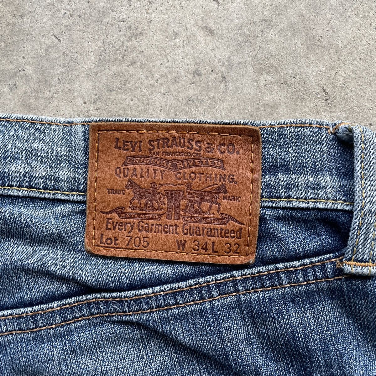 Levi's Vintage Levi’s 705 Faded Jeans W33x33 Levi’’s Denim Pants Size US 33 - 10 Thumbnail