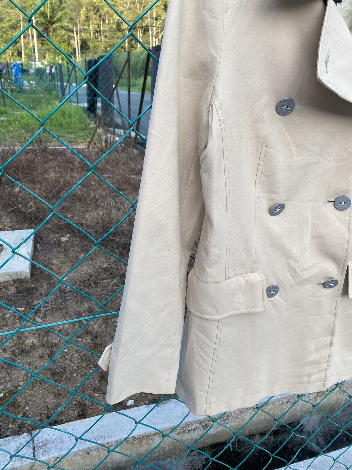 Burberry Burberry London Double Breasted Short Trench Coat Size S / US 4 / IT 40 - 4 Thumbnail