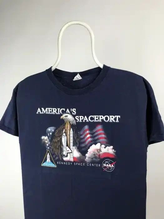 Band Tees American spaceport T-shirt vintage band tee nasa size Medium Size US M / EU 48-50 / 2 - 3 Thumbnail