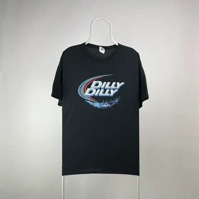 Band Tees Dilly dilly T-shirt band tee vintage size XLarge Size US XL / EU 56 / 4 - 1 Thumbnail
