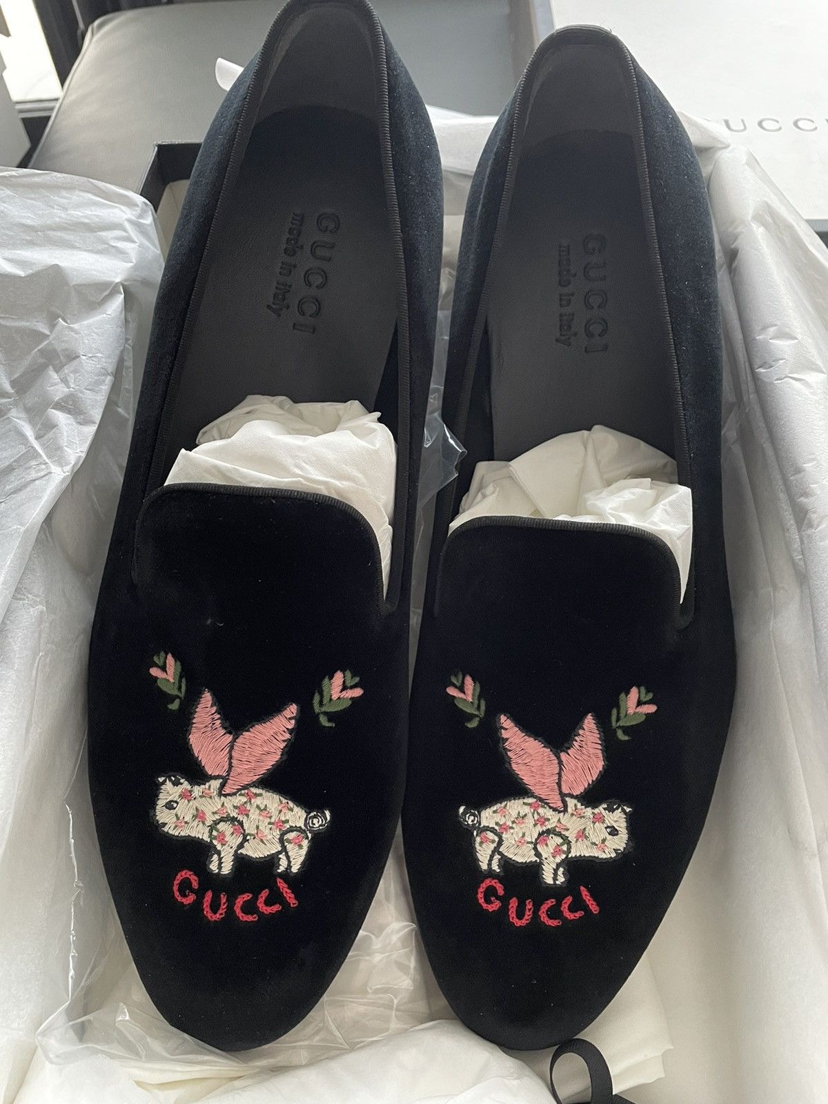 Gucci New Rare Super Runway Logo Flying Pig Velvet Leather Loafer Size US 9 / EU 42 - 3 Thumbnail