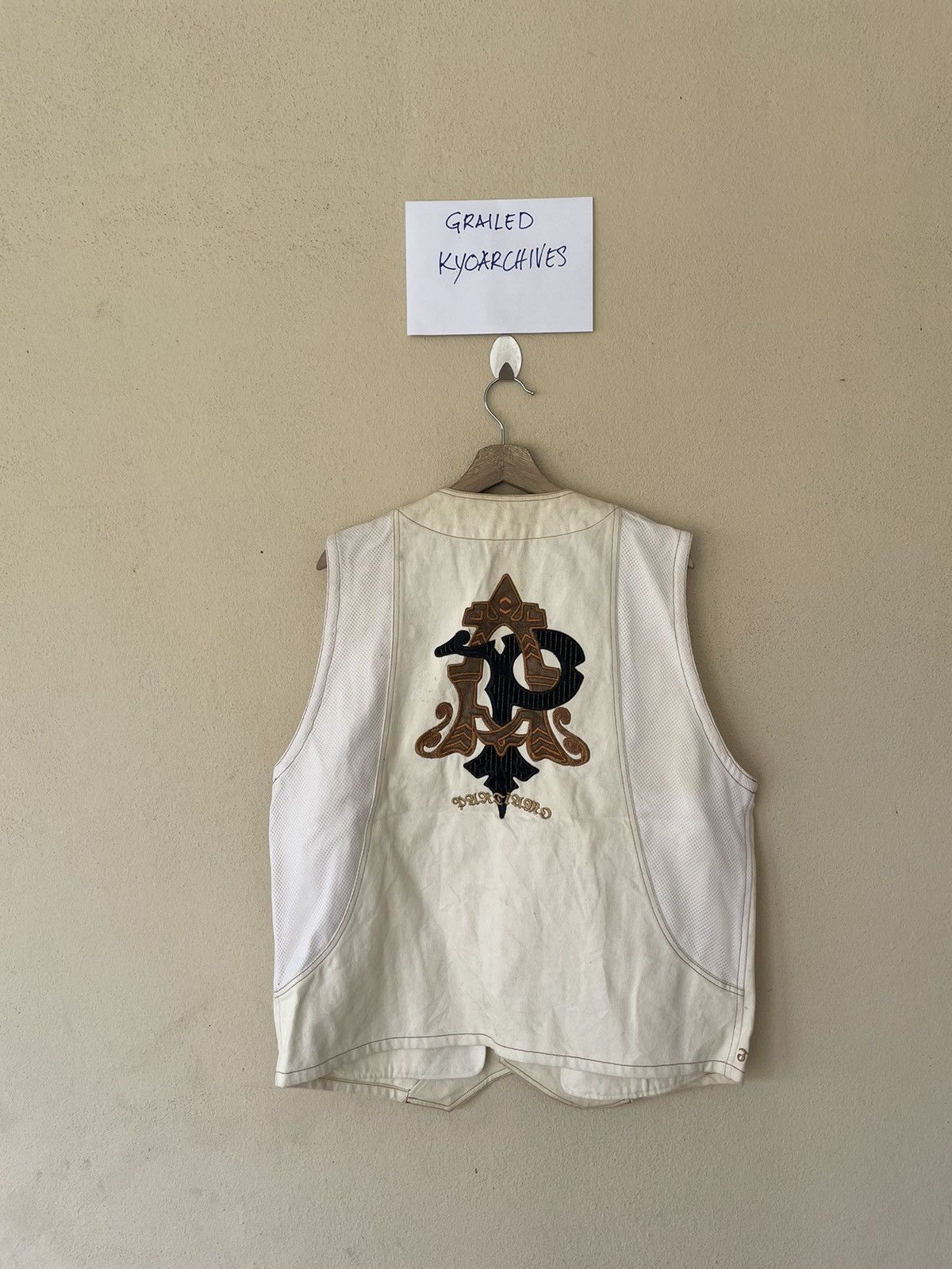 Vintage PARTIAMO PER UOMO EMBROIDERED VEST Size US L / EU 52-54 / 3 - 1 Thumbnail