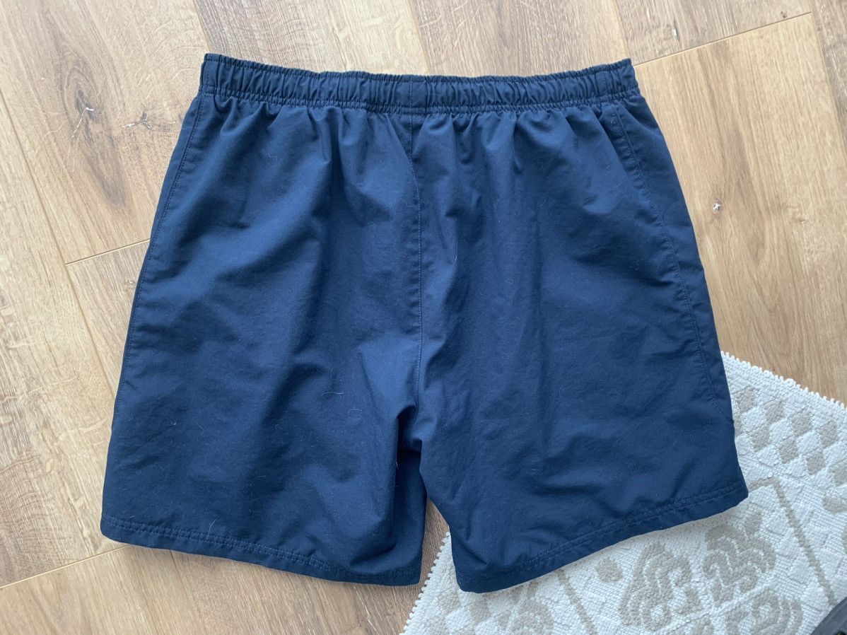 Nike Vintage Nike logo sport shorts Size US 34 / EU 50 - 4 Thumbnail