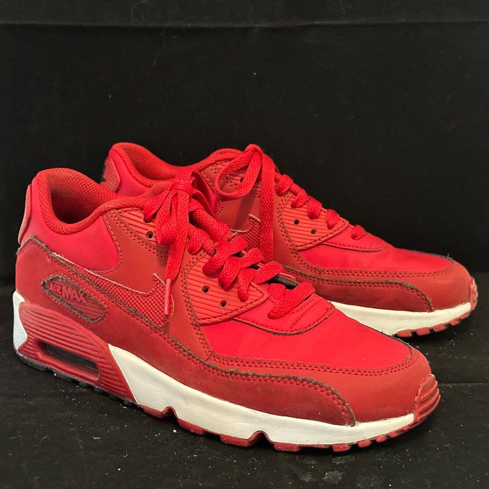 Nike Air Max 90 Gym Red Size 7Y Black White 833412-600 CLEAN - Main Image