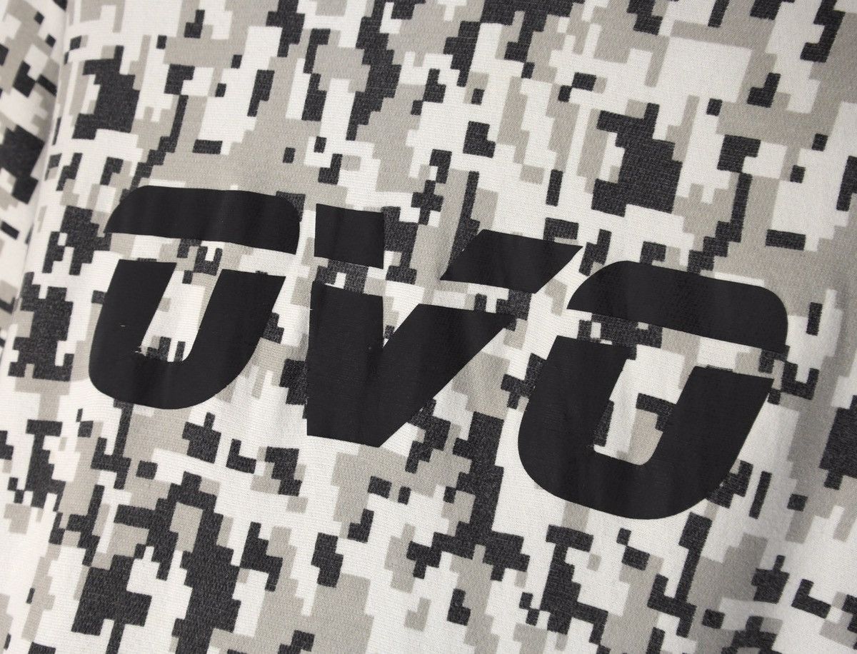 October's Very Own October Very Own OVO Runner Digi Camo Hoodie Mens Sz M Size US M / EU 48-50 / 2 - 9 Thumbnail