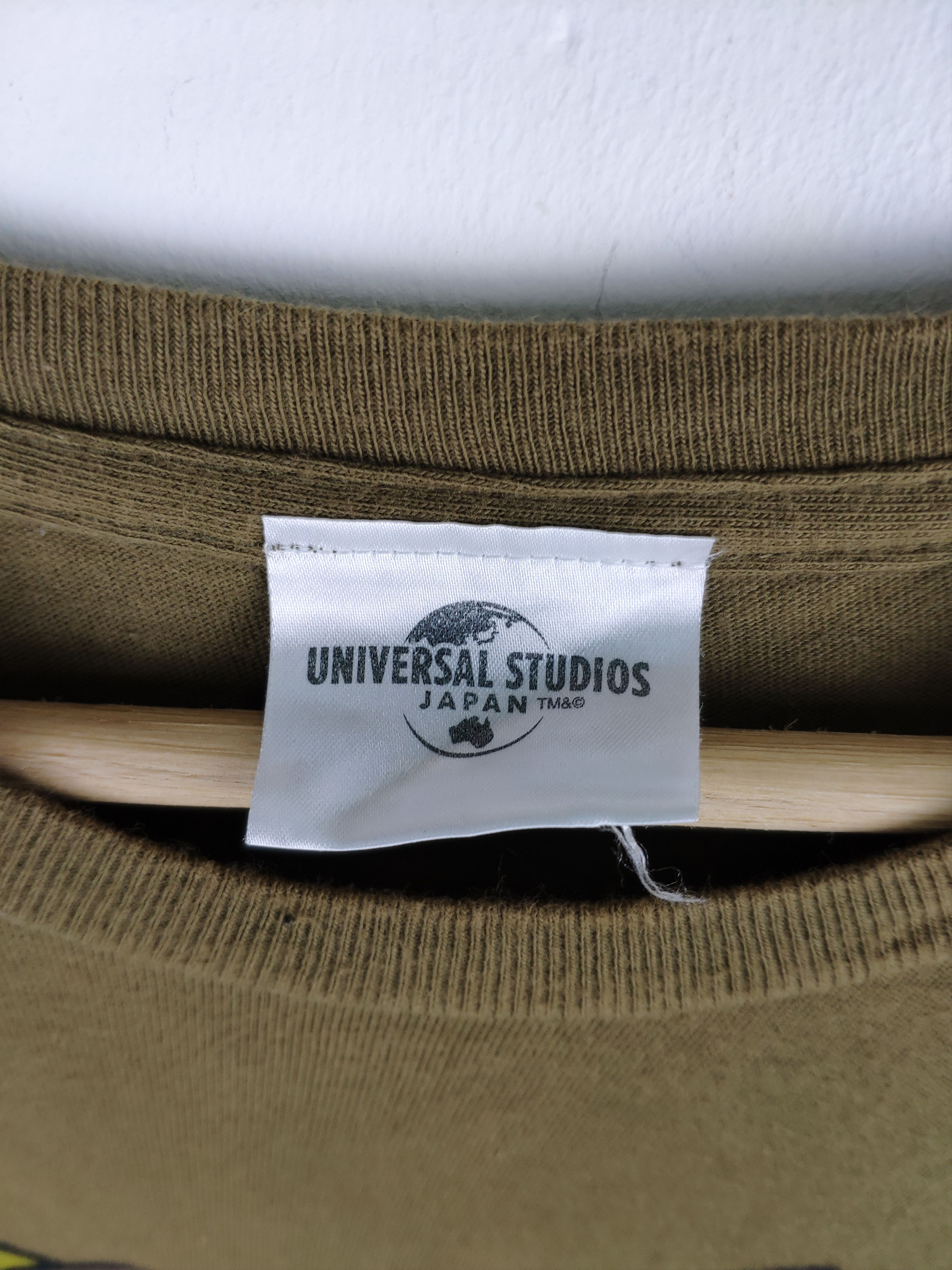 Japanese Brand × Universal Studios × Vintage Steal Vintage Universal Studios Tee Capcom Size US S / EU 44-46 / 1 - 3 Thumbnail