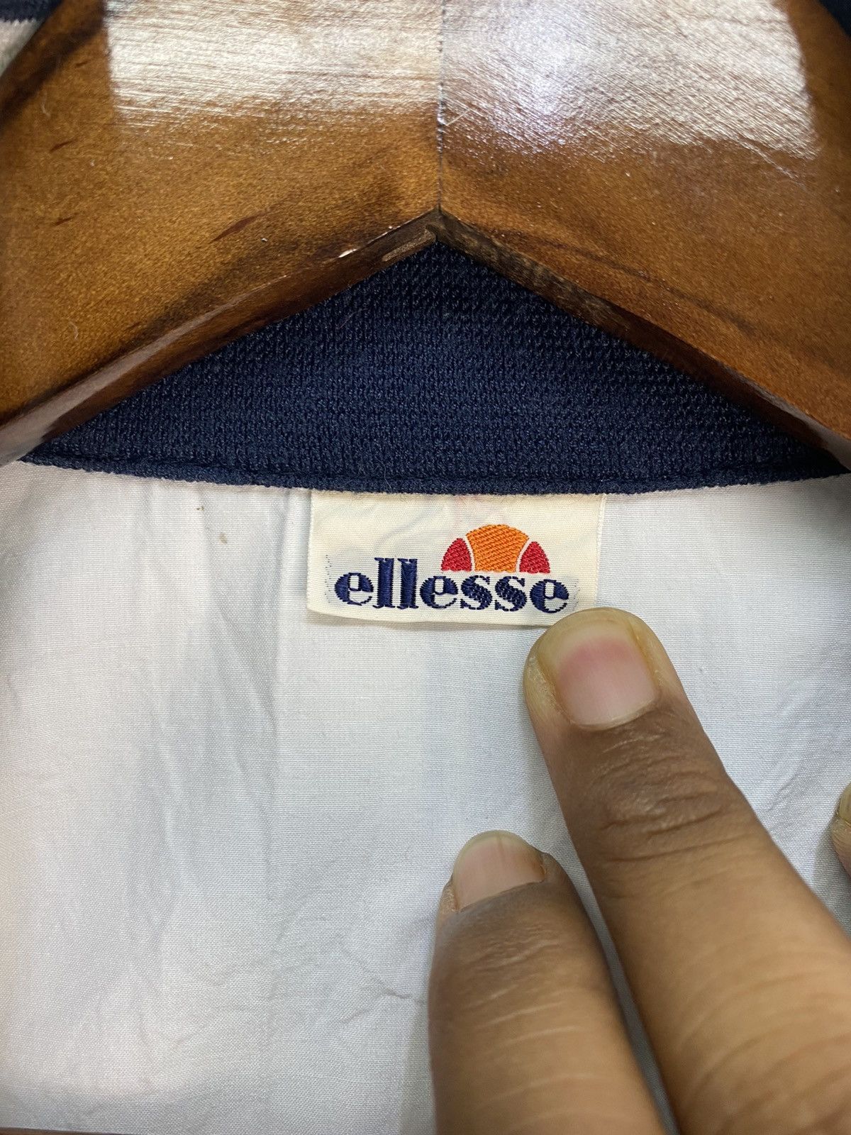 Ellesse Vintage Ellesse Windbreaker Jacket Size US L / EU 52-54 / 3 - 10 Thumbnail