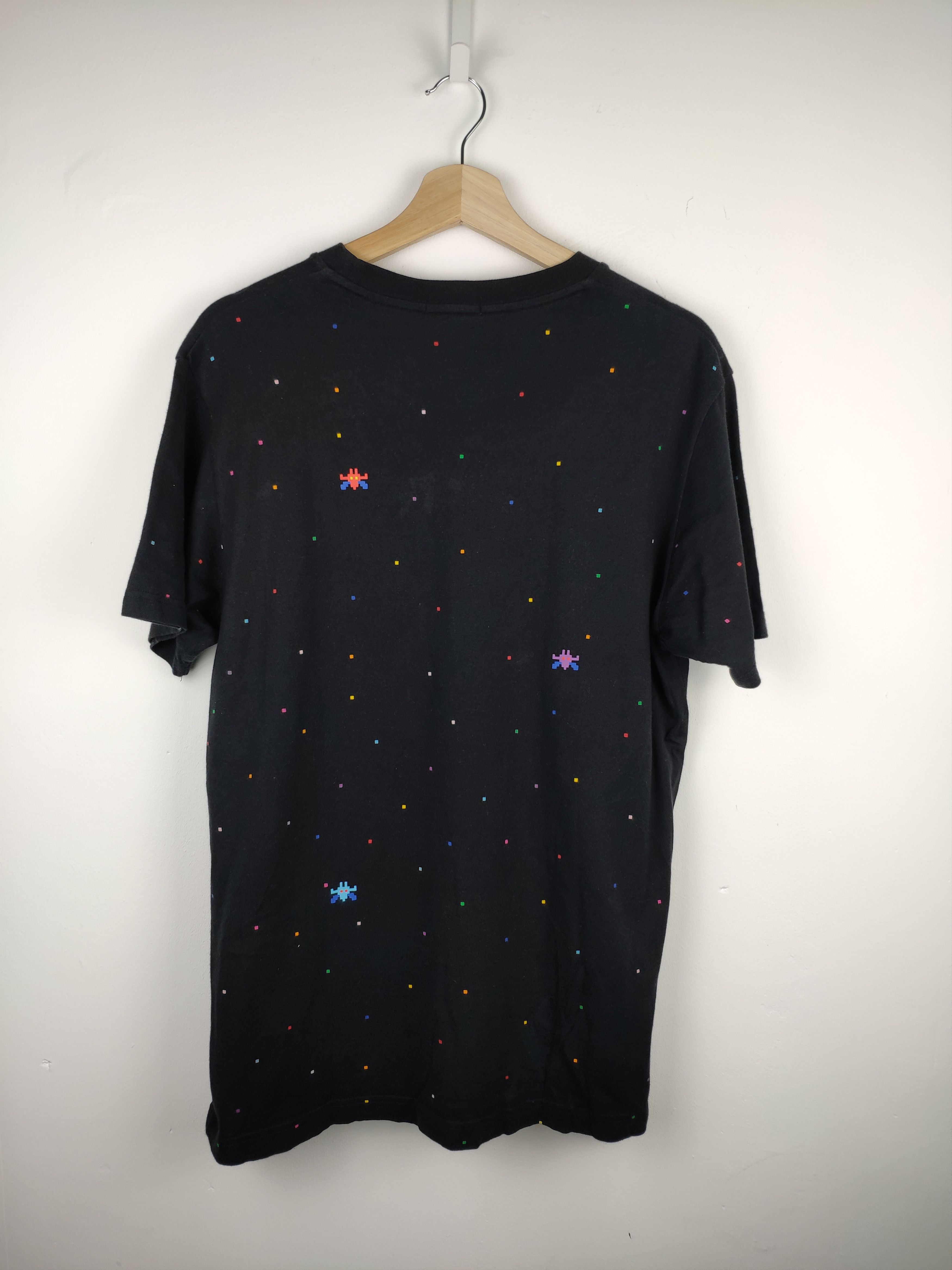 Japanese Brand × Uniqlo Steal 💥 Uniqlo Shirt Game Fullprint Tee Size US M / EU 48-50 / 2 - 8 Thumbnail
