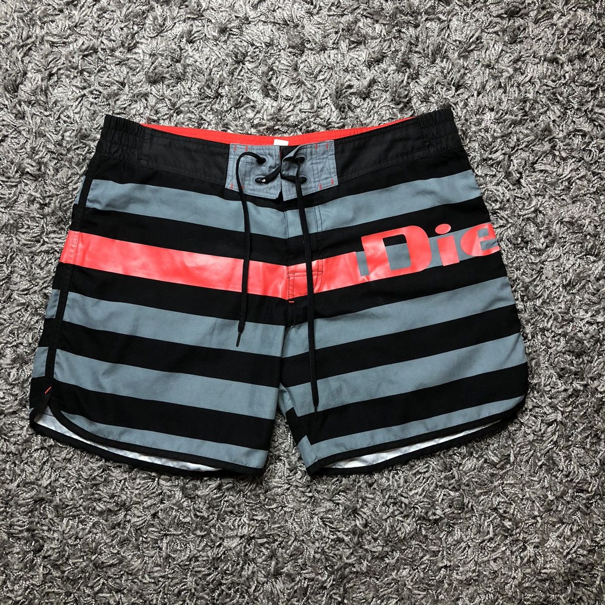 Diesel Shorts StreetWear Vintage Diesel Size US 36 / EU 52 - 1 Thumbnail
