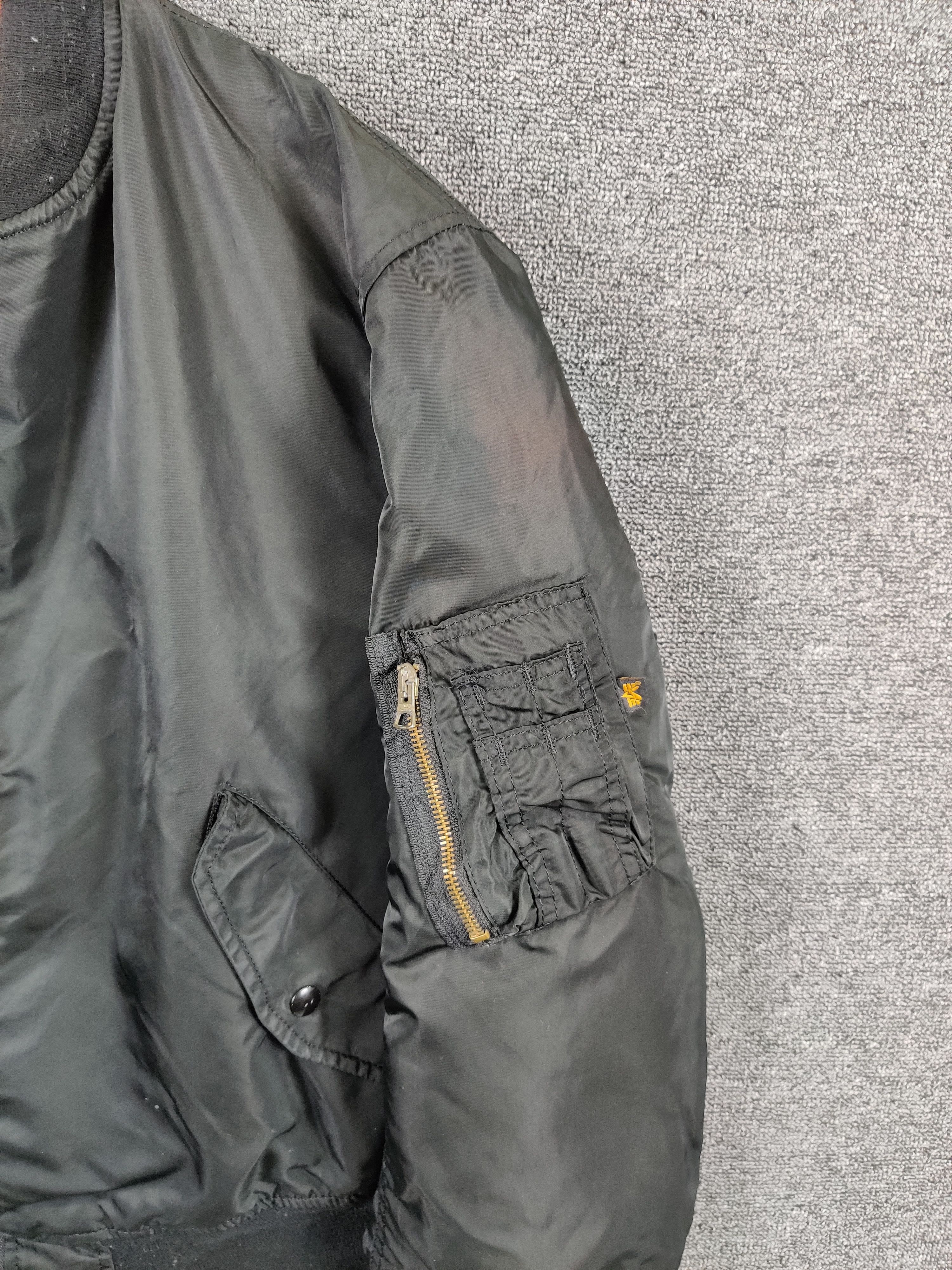 Alpha Industries Vintage 90s Alpha Industries Ma-1 Flight Bomber Jacket Size US L / EU 52-54 / 3 - 8 Thumbnail