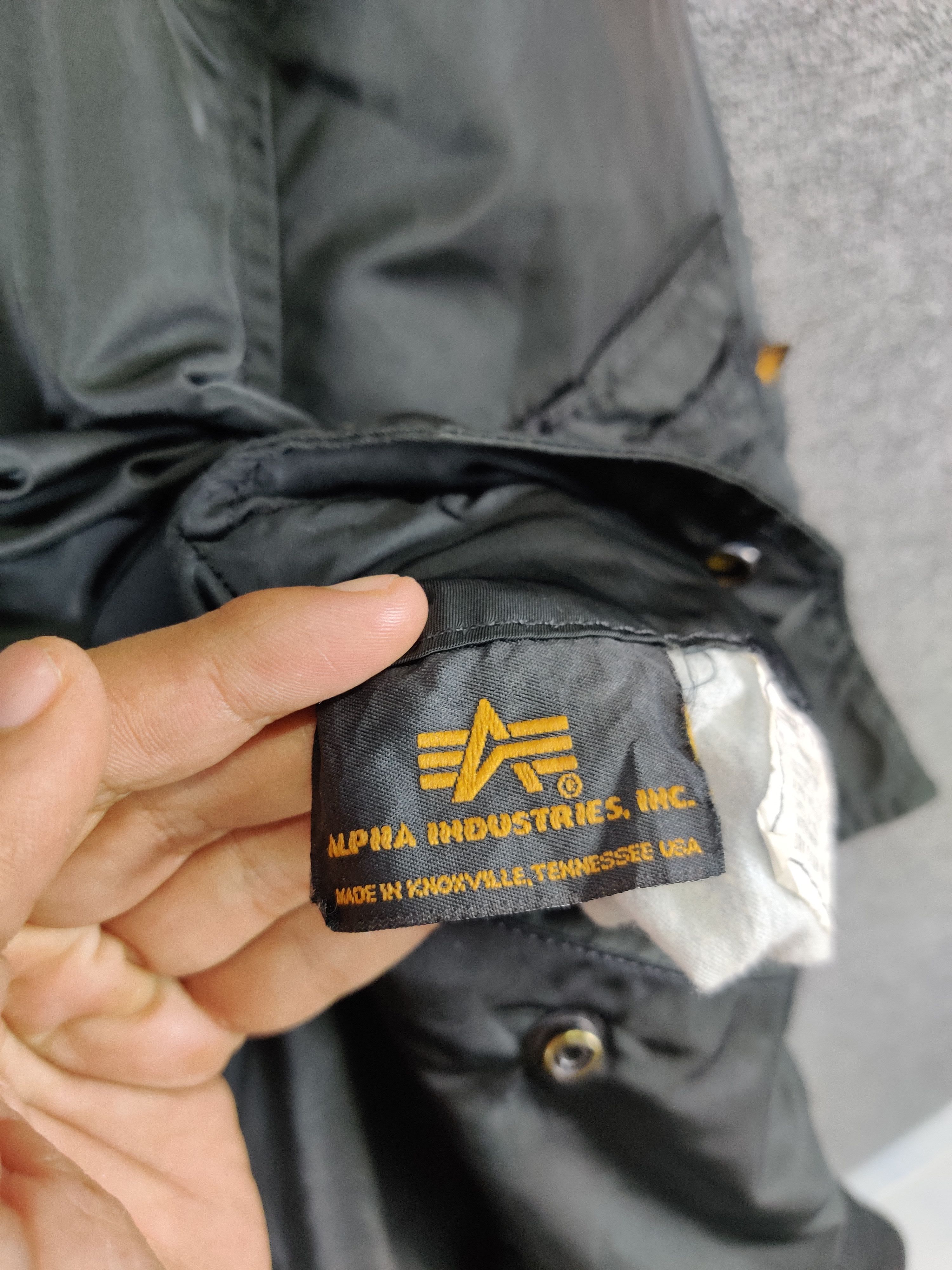 Alpha Industries Vintage 90s Alpha Industries Ma-1 Flight Bomber Jacket Size US L / EU 52-54 / 3 - 12 Thumbnail