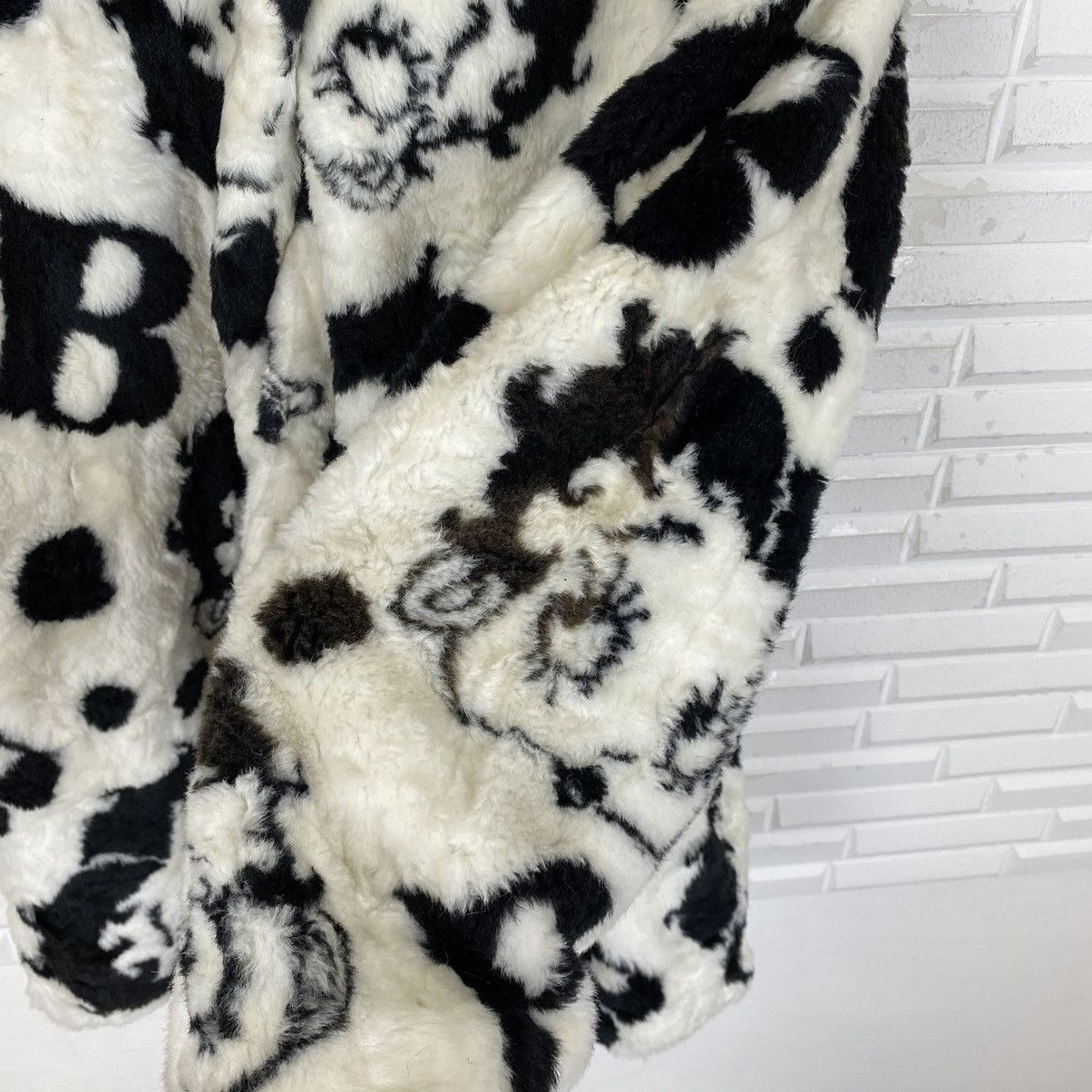 Vintage ☀️Vintage Betty Boop fur coat Size US M / EU 48-50 / 2 - 9 Thumbnail