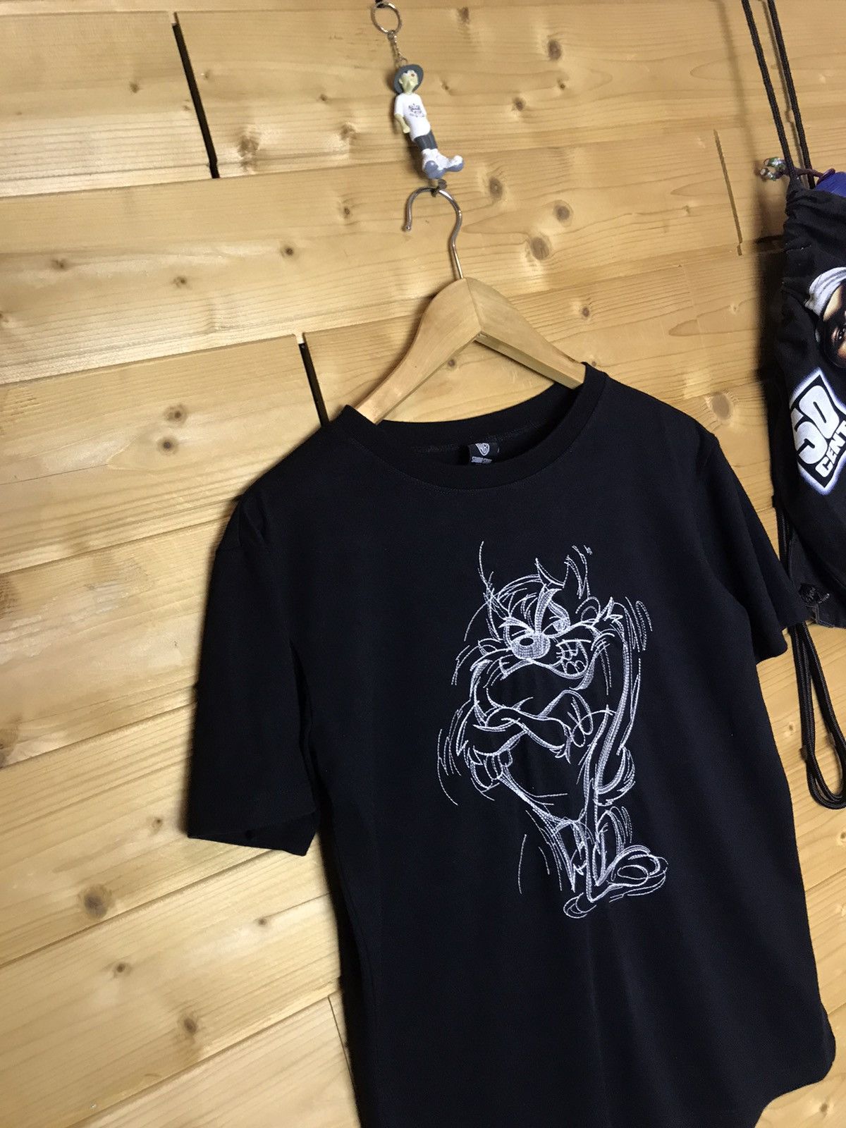 Vintage Vintage 90s Warner Bros Taz t-shirt Size S / US 4 / IT 40 - 2 Thumbnail