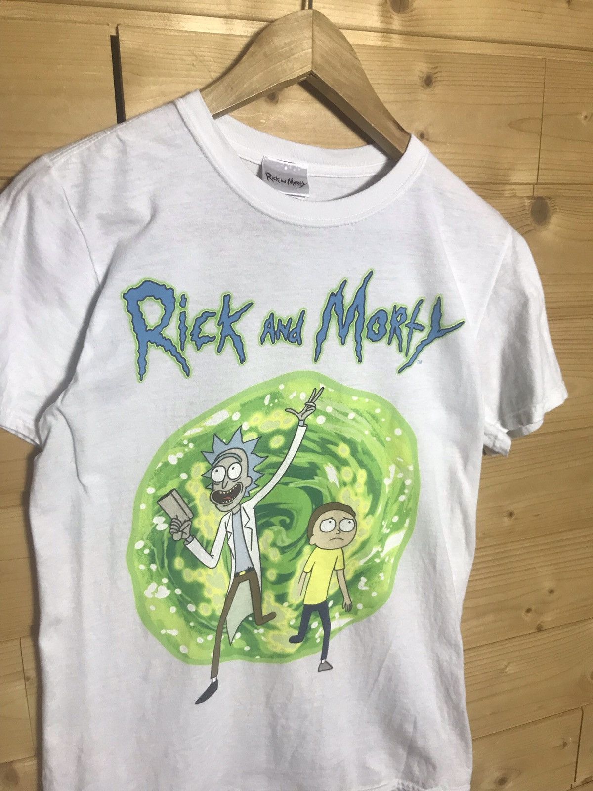 Cartoon Network 2017 Rick and Morty t-shirt Size US S / EU 44-46 / 1 - 2 Thumbnail