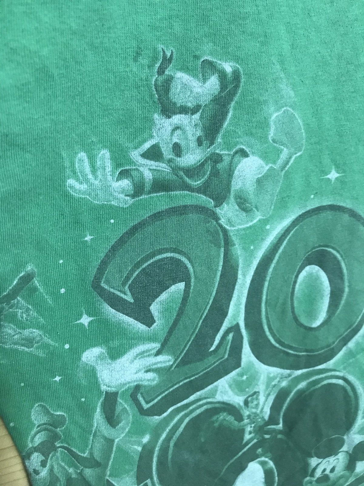 Disney 2010 Disney tour t-shirt Size US S / EU 44-46 / 1 - 3 Thumbnail