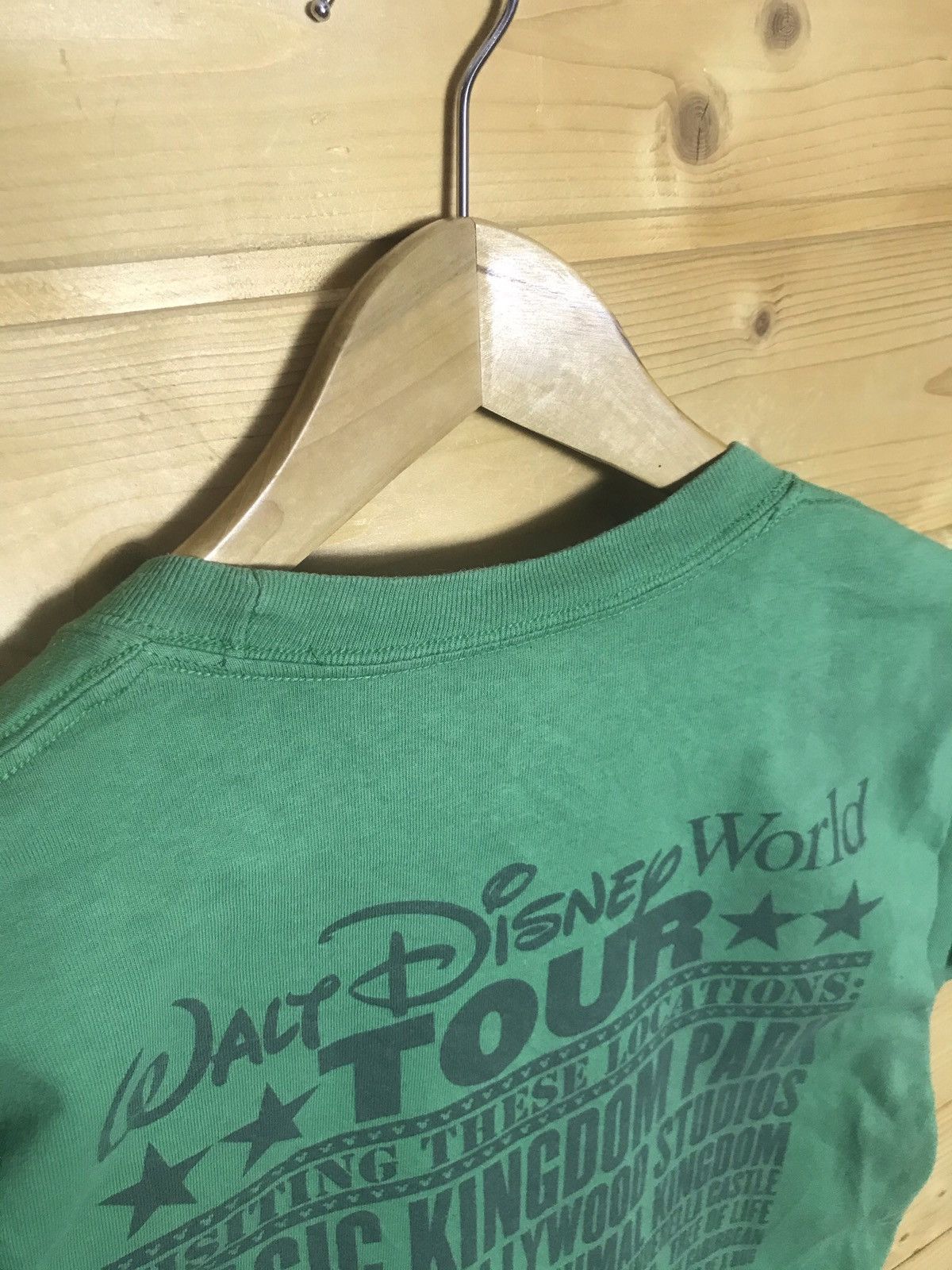 Disney 2010 Disney tour t-shirt Size US S / EU 44-46 / 1 - 9 Thumbnail