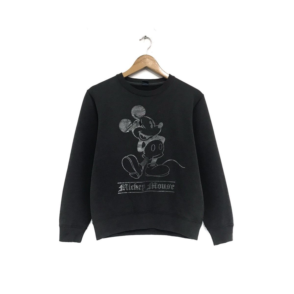 Vintage top Rere Mickey Mouse Sweater Sweatshirt Big Logo Small Size Jumper.