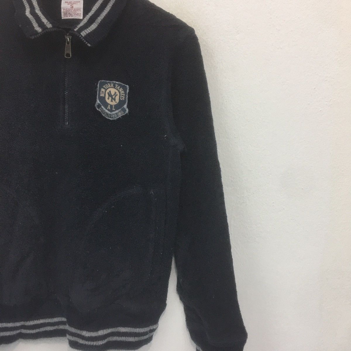 MLB × New York Yankees Vintage NY Yankees Sweatshirt Genuine Merchanoise Size US S / EU 44-46 / 1 - 4 Thumbnail