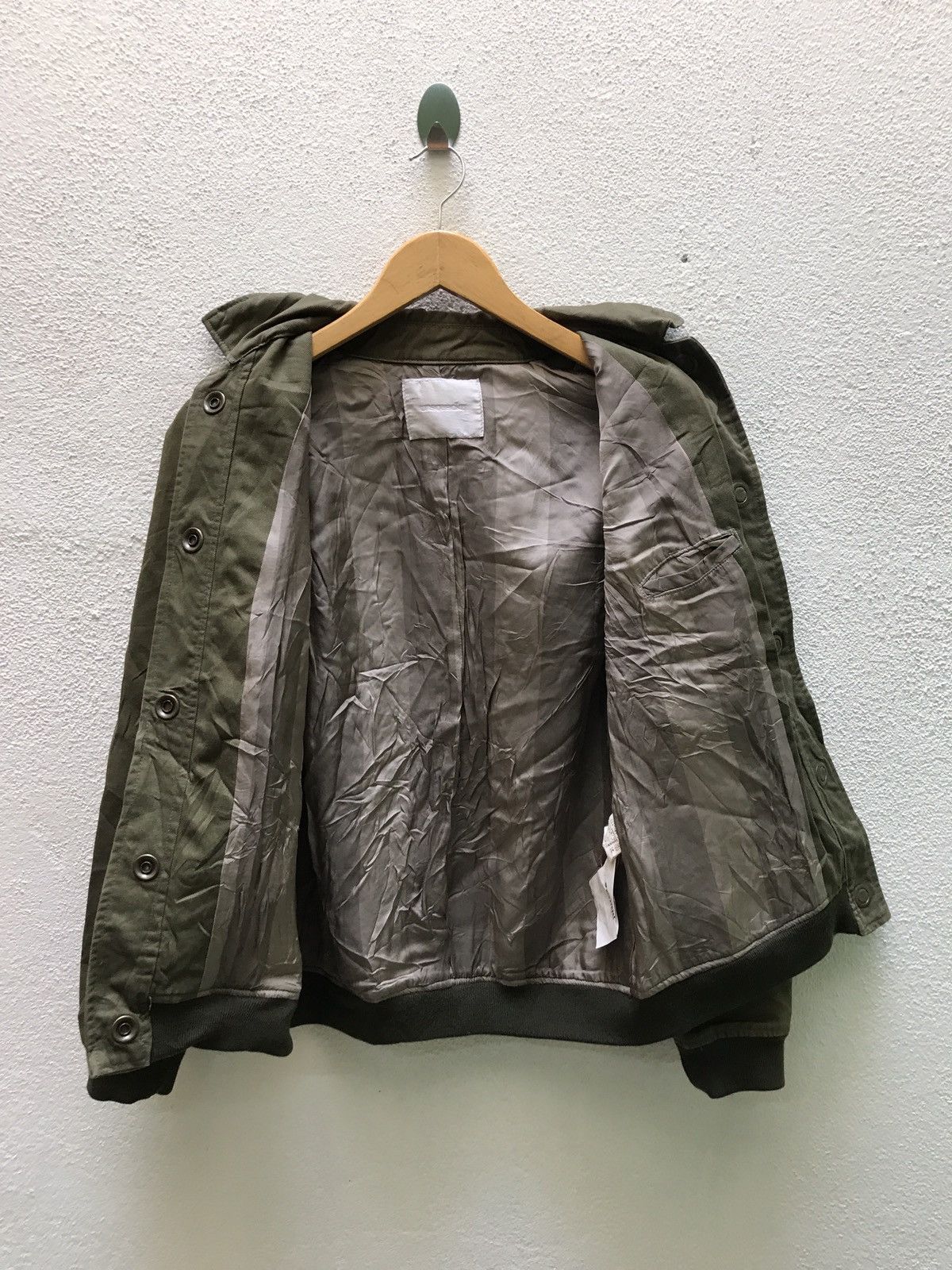 Japanese Brand 🔊🔥FINAL DROP🔥Unsqueaky green military japanese jacket Size US S / EU 44-46 / 1 - 5 Thumbnail