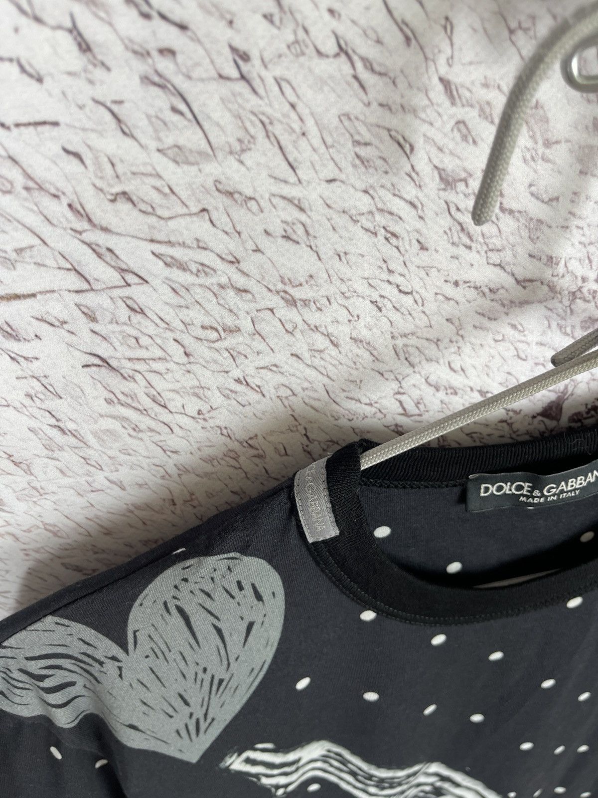 Dolce & Gabbana Dolce & Gabbana Gun n Rose printed dot pattern tee shirt Size US S / EU 44-46 / 1 - 8 Thumbnail