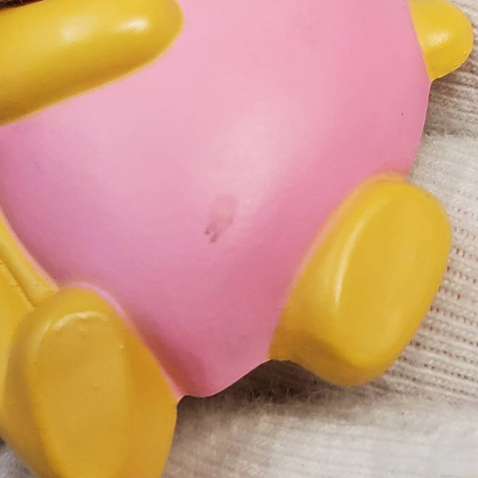 Disney VTG Disney X Hallmark Winnie the Pooh Pink Heart Brooch Size ONE SIZE - 5 Thumbnail