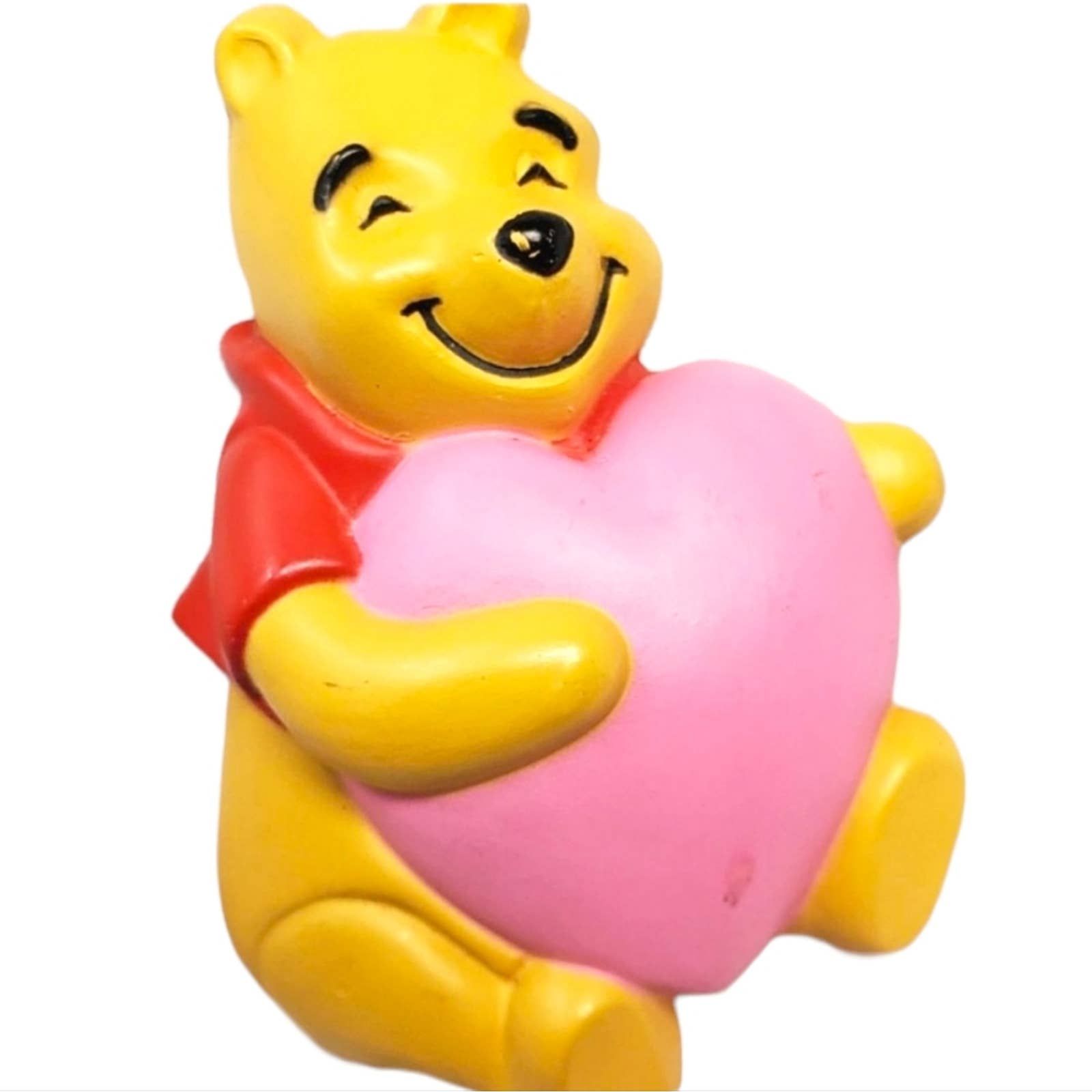 Disney VTG Disney X Hallmark Winnie the Pooh Pink Heart Brooch Size ONE SIZE - 1 Preview