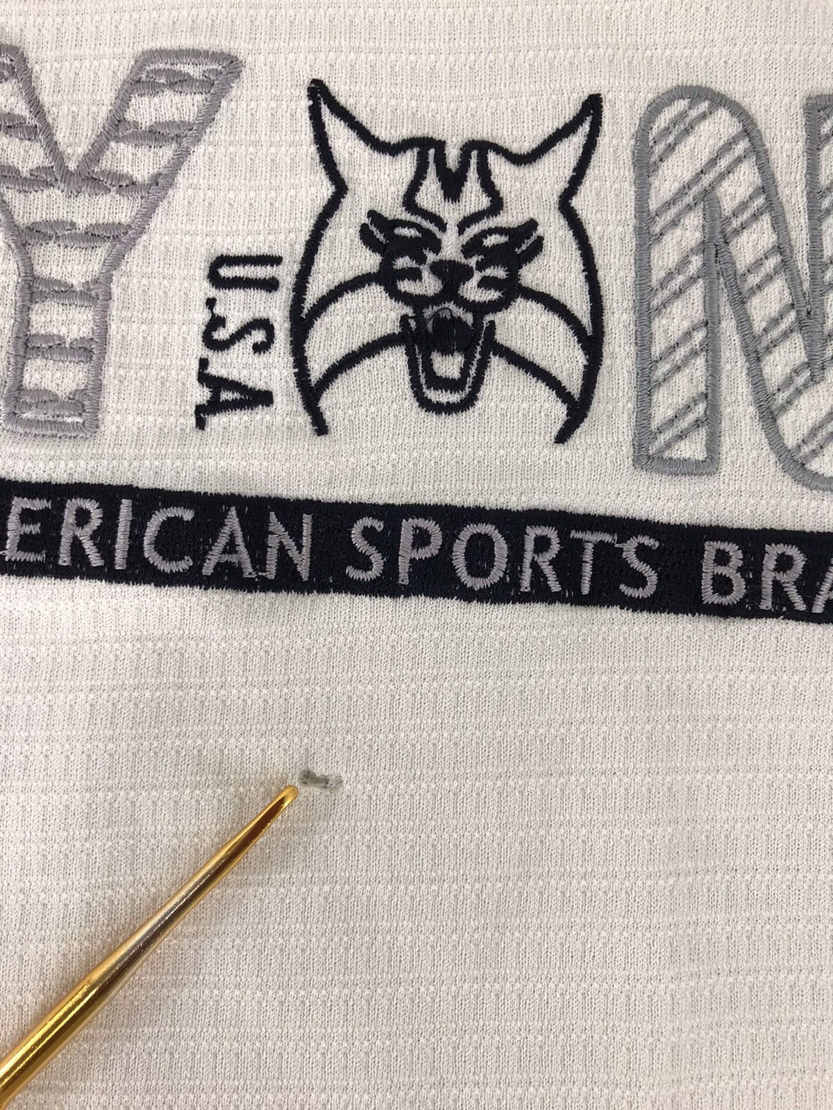 Grailed × Vintage Vintage Lynx Usa American Spirit 1971 Embroidery Logo Tee Size US M / EU 48-50 / 2 - 9 Thumbnail