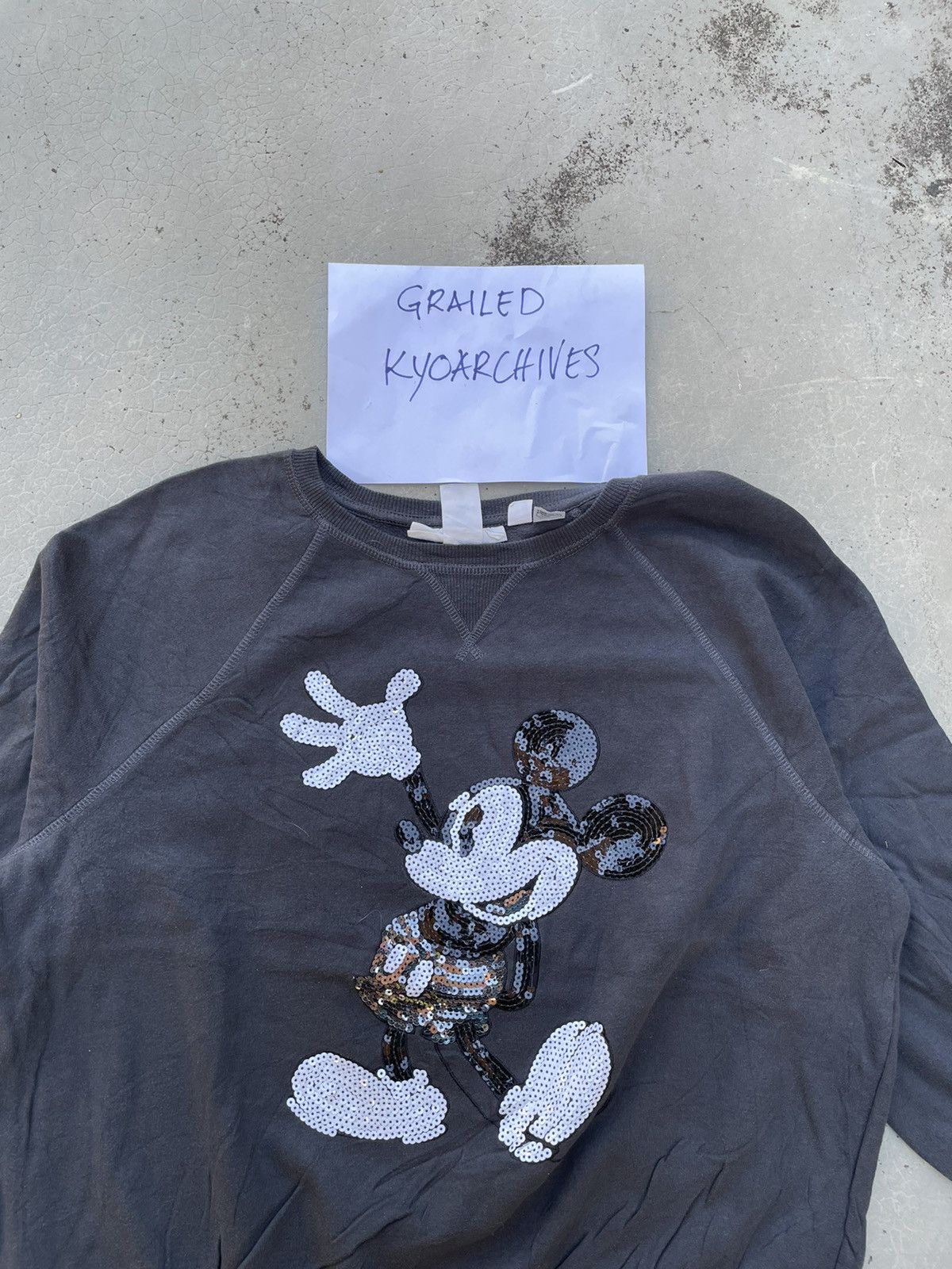 H&M × Mickey Mouse MICKEY MOUSE LABUCCI SWEATSHIRT Size US M / EU 48-50 / 2 - 2 Thumbnail