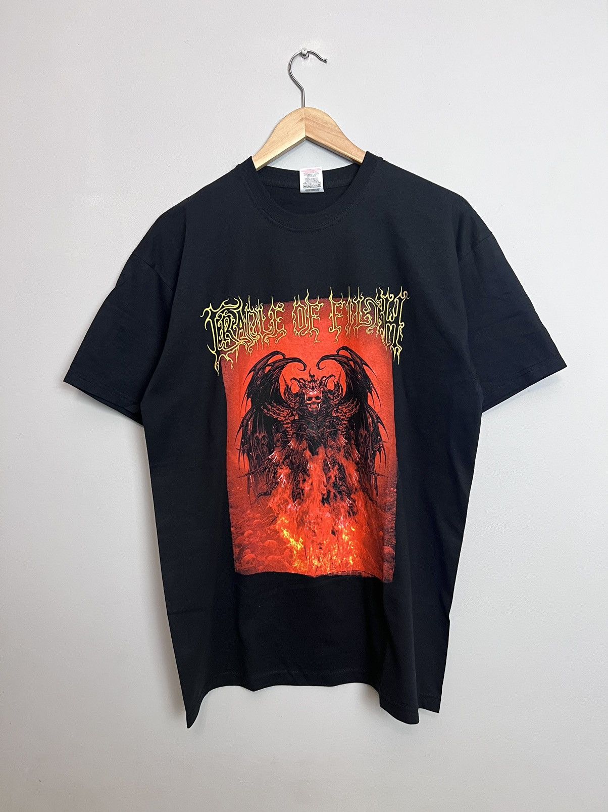 Band Tees Rare Vintage 00s CRADLE OF FILTH “Peace Through Tee Band M Size US M / EU 48-50 / 2 - 1 Thumbnail