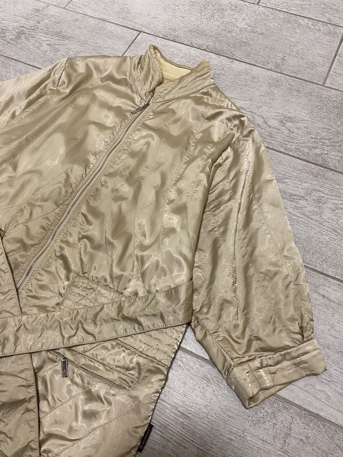 Moncler × Vintage Moncler Vintage Beige Zip Jacket With Women’s Belt Size ONE SIZE - 7 Thumbnail