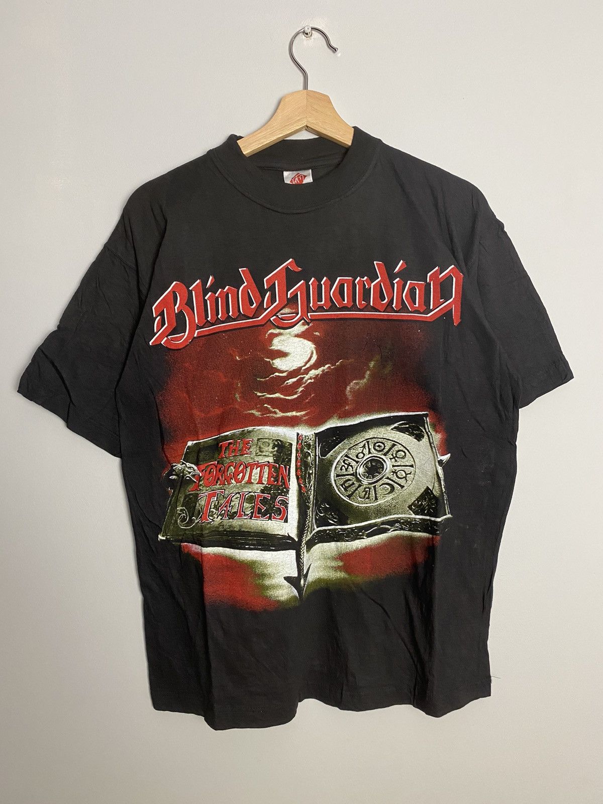 Band Tees Vintage 90s Blind Guardian TheForgotten Tales Metal Band Tee Size US L / EU 52-54 / 3 - 1 Thumbnail