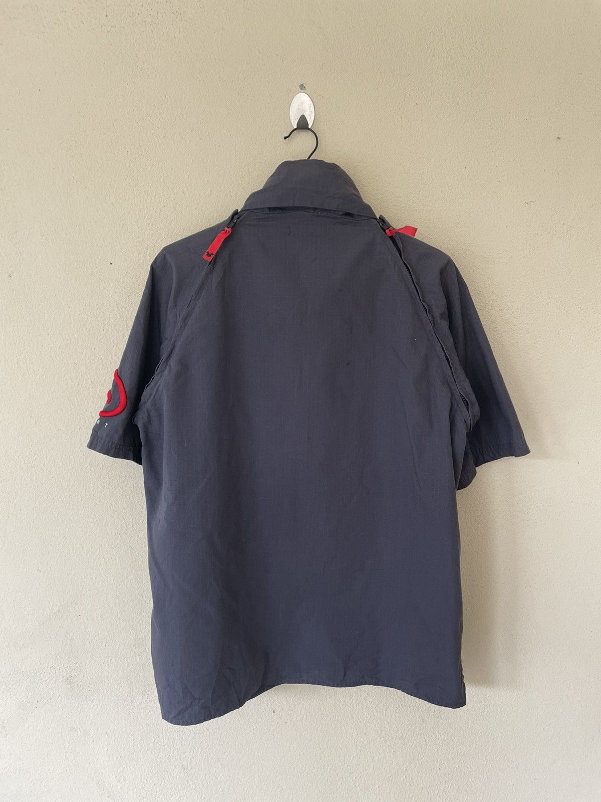 Disney × Japanese Brand × Mickey Mouse DETACHABLE TOKYO DISNEYLAND UTILITIES JACKET Size US L / EU 52-54 / 3 - 7 Thumbnail