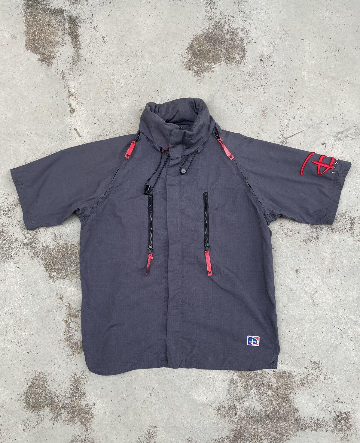 Disney × Japanese Brand × Mickey Mouse DETACHABLE TOKYO DISNEYLAND UTILITIES JACKET Size US L / EU 52-54 / 3 - 3 Thumbnail