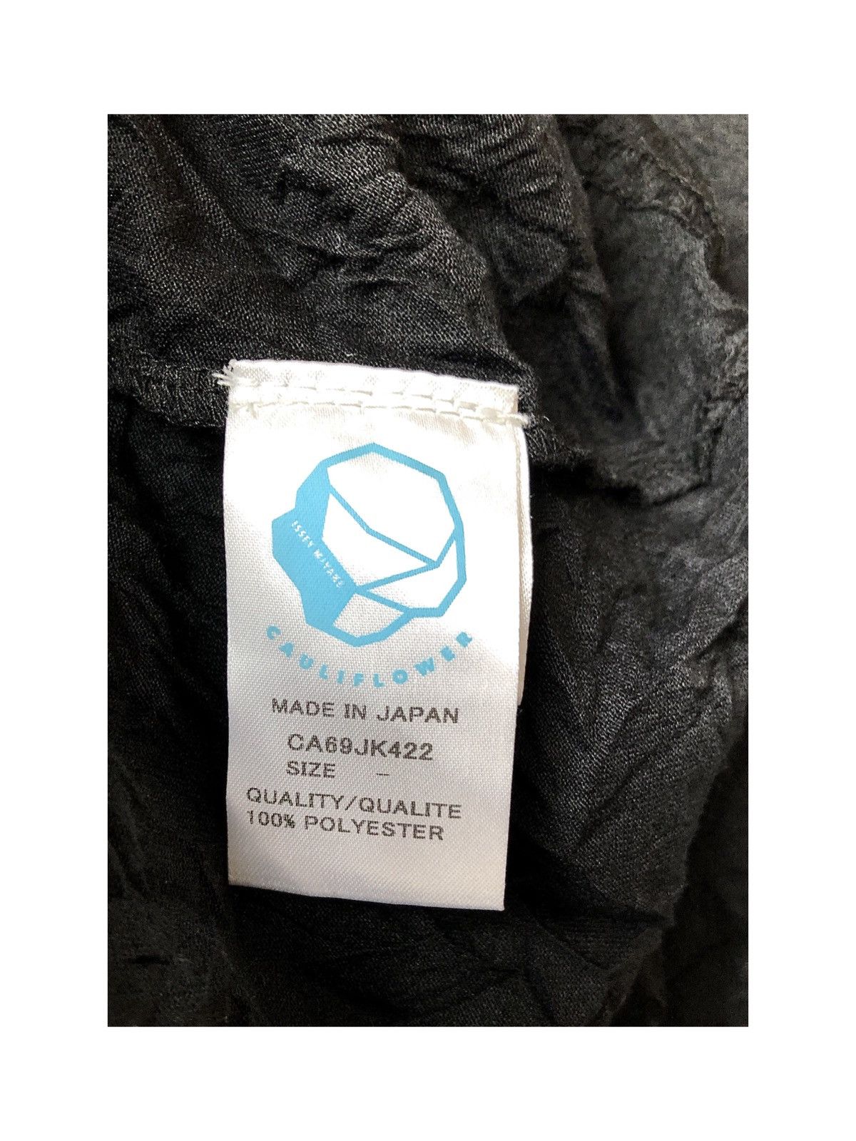 Issey Miyake Issey Miyake Cauliflower Black Cowl Neck Top Size S / US 4 / IT 40 - 4 Thumbnail