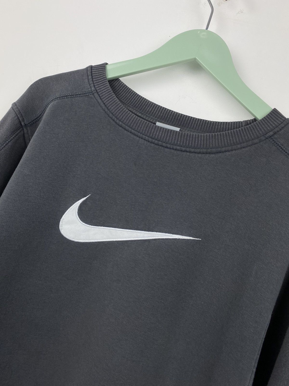 Nike Vintage Nike Big Logo Sweatshirt Stussy Ed Hardy Y2K Dutch Size US M / EU 48-50 / 2 - 2 Thumbnail