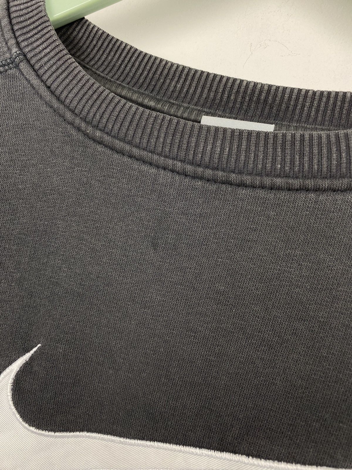 Nike Vintage Nike Big Logo Sweatshirt Stussy Ed Hardy Y2K Dutch Size US M / EU 48-50 / 2 - 3 Thumbnail