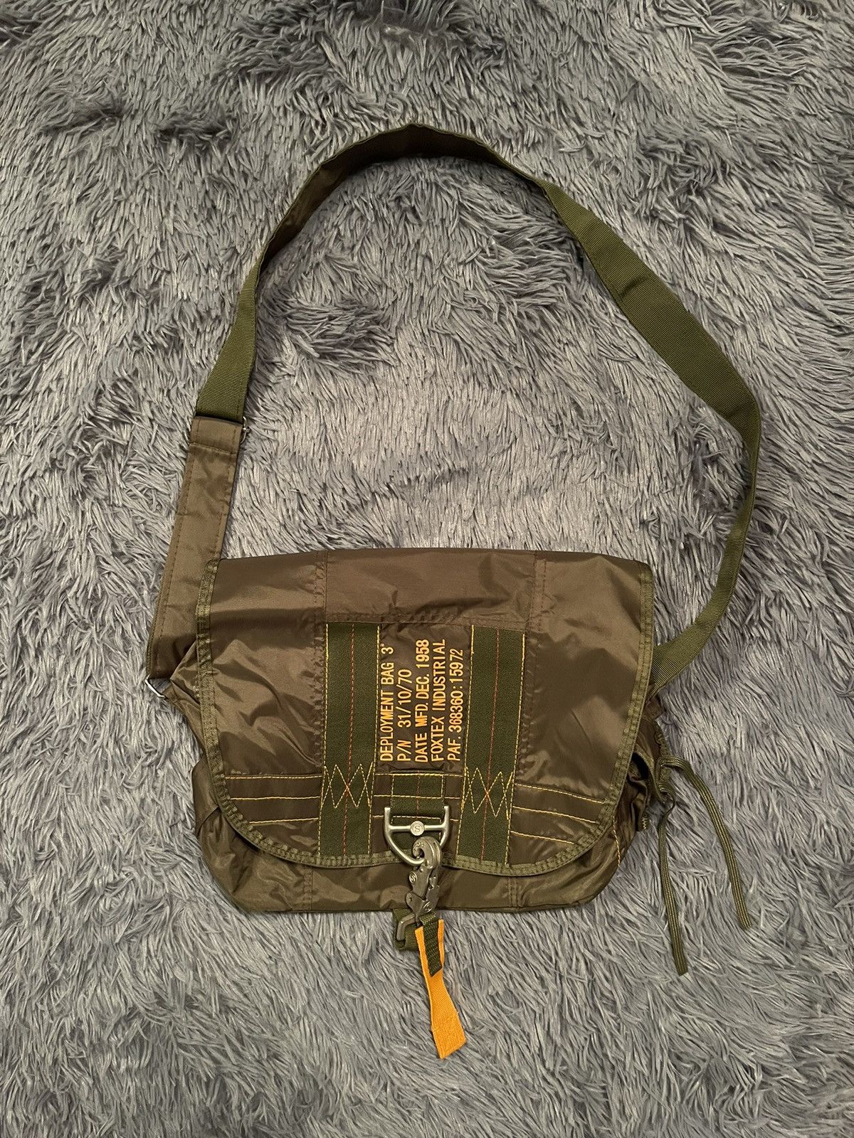 Japanese Brand × Vintage Military style Y2K vintage Japanese avant garde bag Size ONE SIZE - 1 Thumbnail