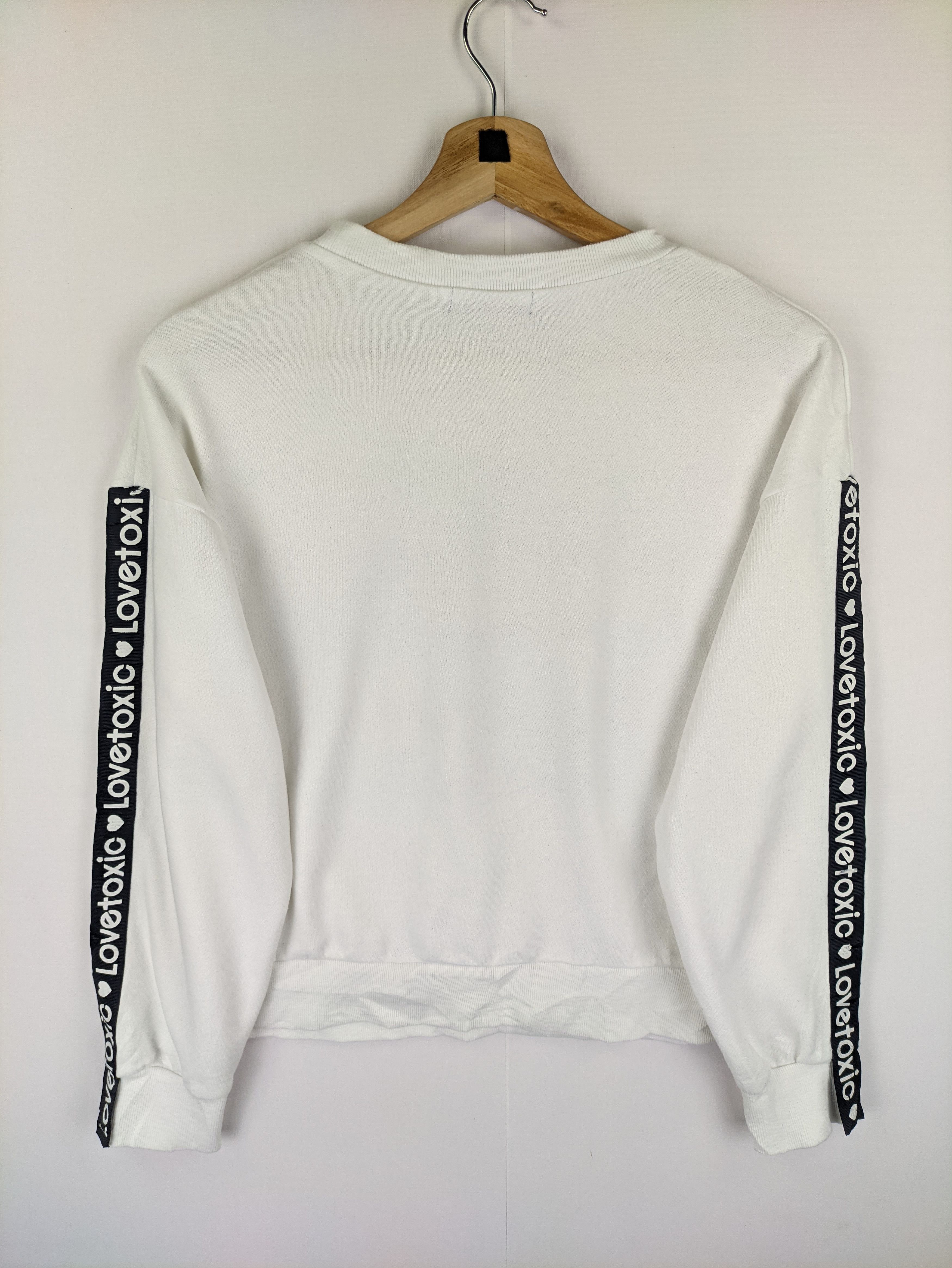 Japanese Brand Steals🔥Cropped Sweatshirt by Love Toxic Side Tape Size M / US 6-8 / IT 42-44 - 2 Thumbnail
