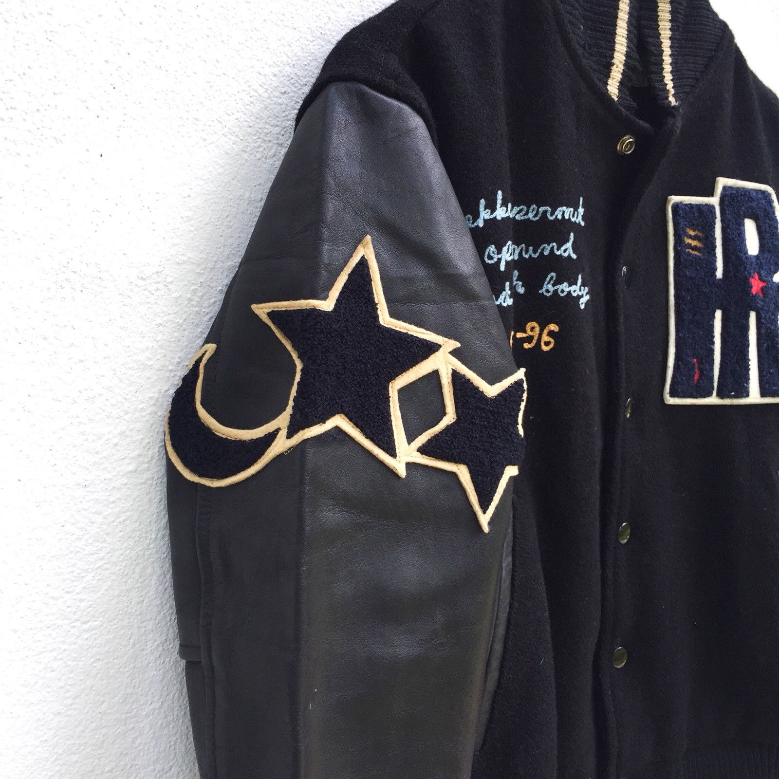 HOLLYWOOD RANCH MARKET RARE🔥HRM "Memory of Nepal" Varsity Leather Jacket Size US S / EU 44-46 / 1 - 5 Thumbnail