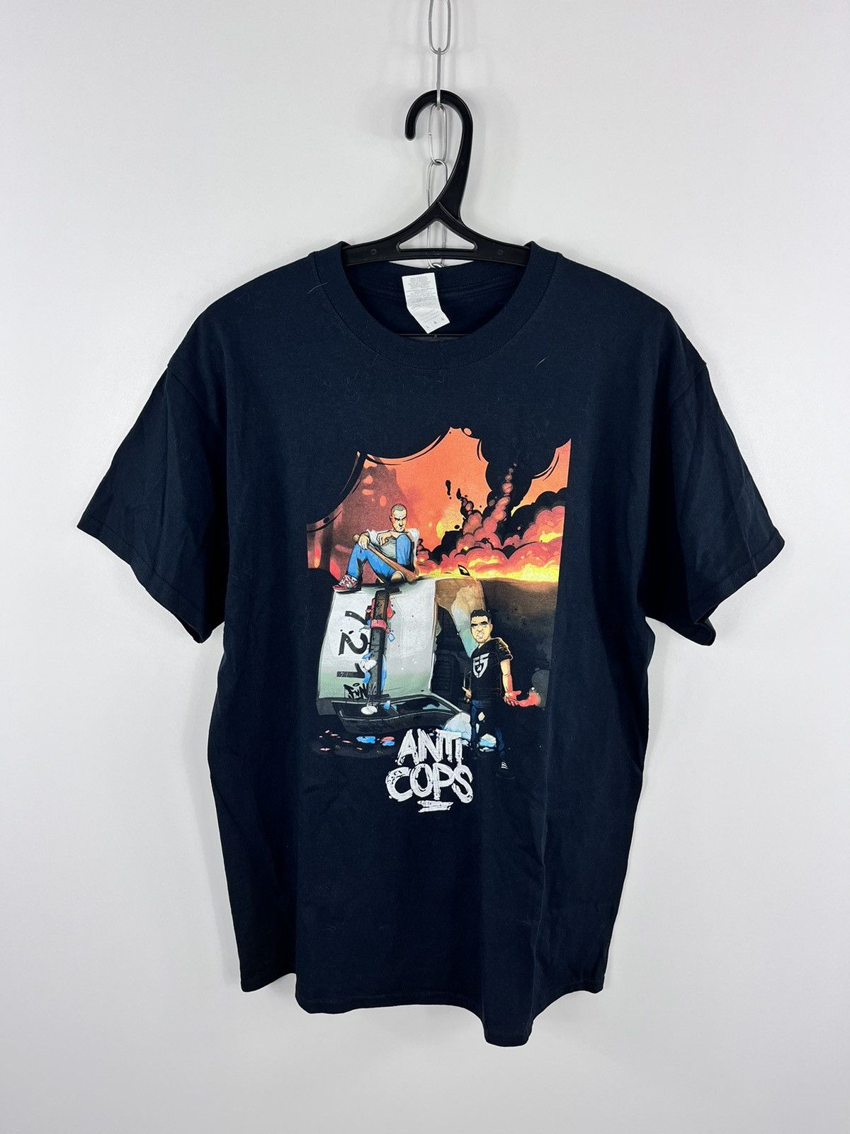 Gildan × Vintage Vintage Gildan T-Shirt “Anti Cops” Big Logo Y2K Size L Size US L / EU 52-54 / 3 - 1 Thumbnail