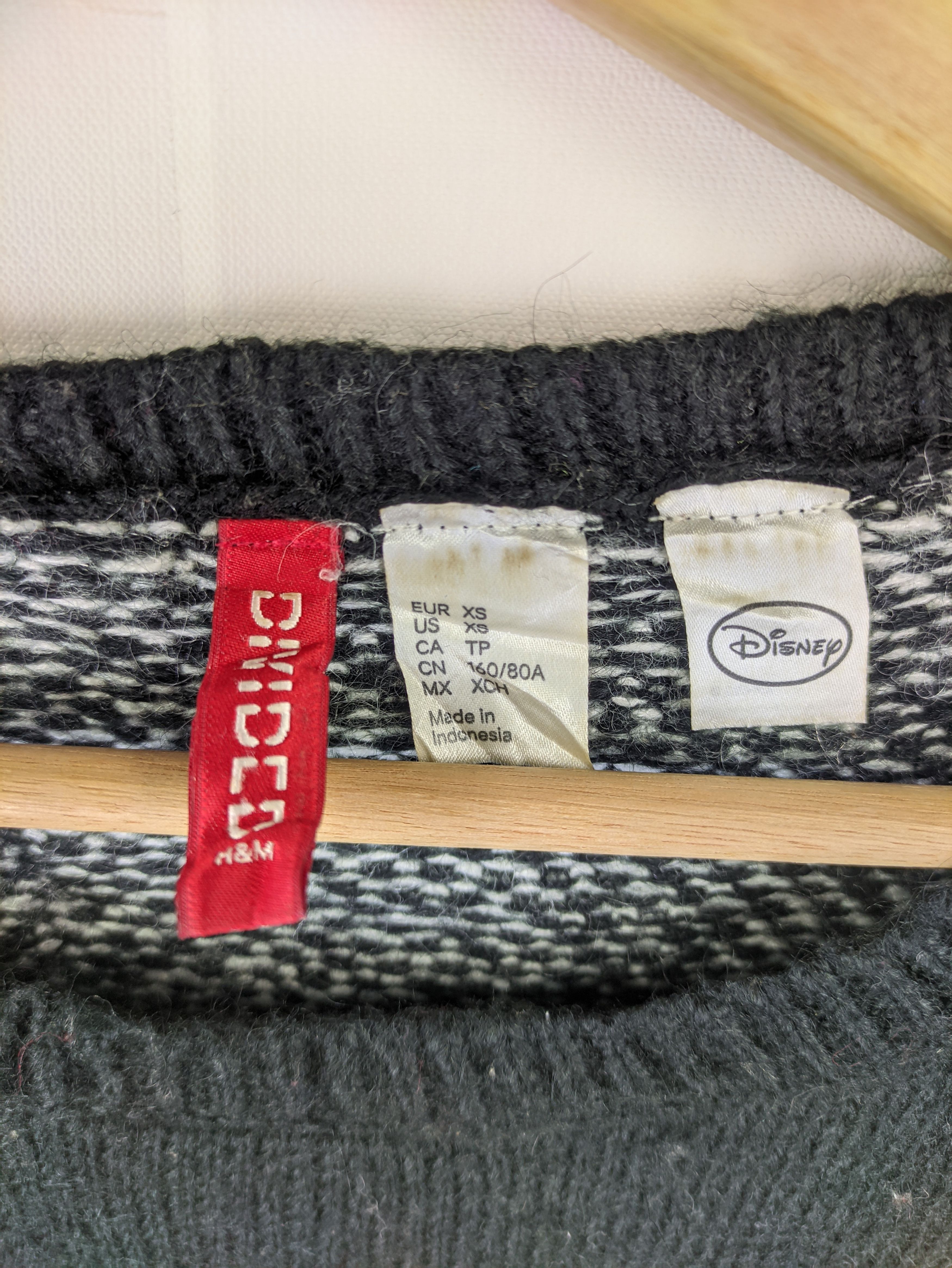 Disney Steals🔥Knit Sweater Mickey Mouse by H&M Size M / US 6-8 / IT 42-44 - 3 Thumbnail