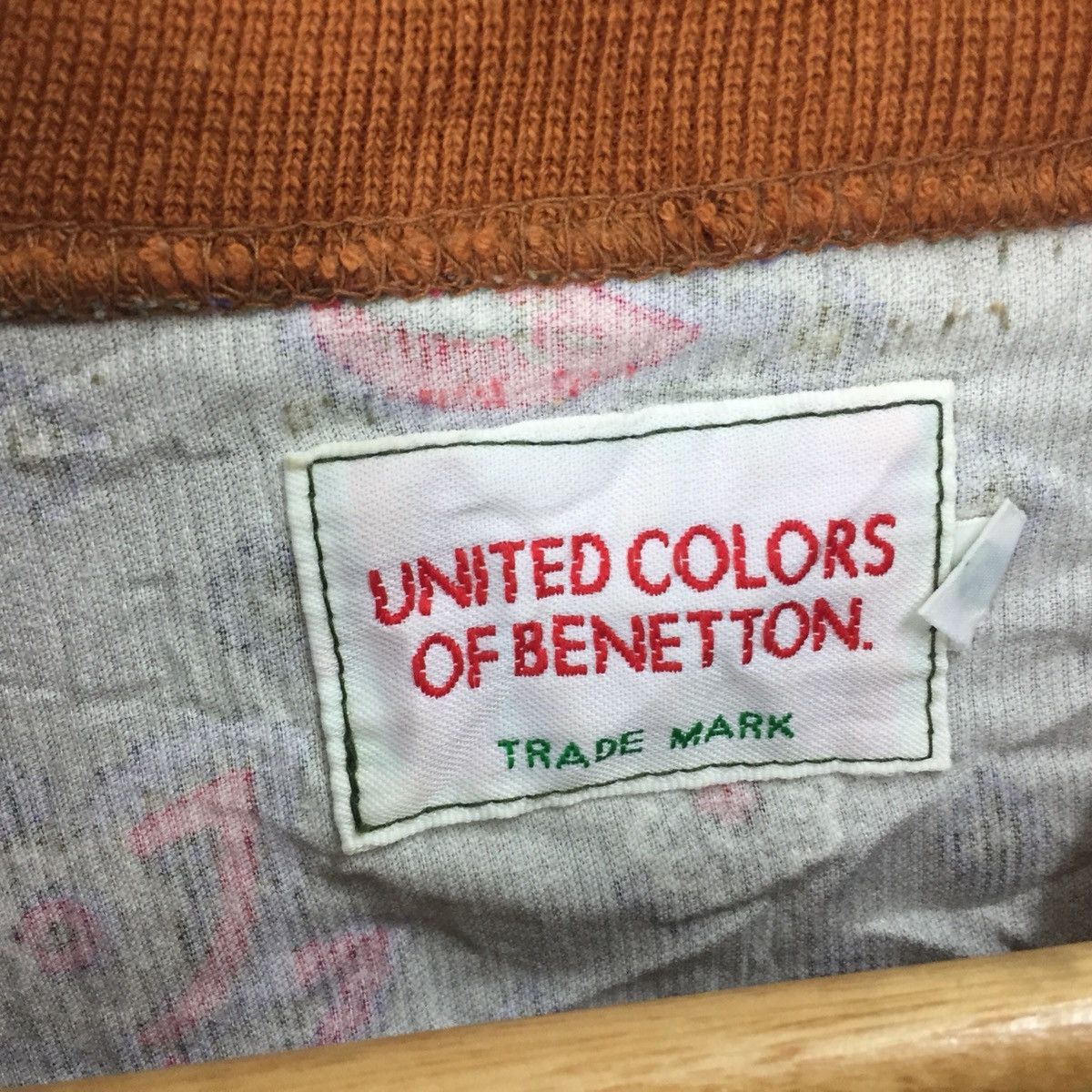 United Colors Of Benetton United colour of Benetton sweatshirt small logo jumper Size US M / EU 48-50 / 2 - 3 Thumbnail
