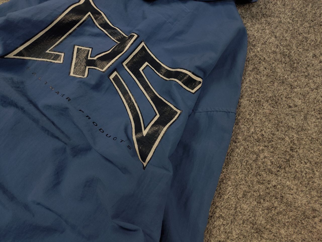 Quiksilver Vintage 90's Quiksilver Saltwater Light Blue big Logo Jacket Size US S / EU 44-46 / 1 - 5 Thumbnail